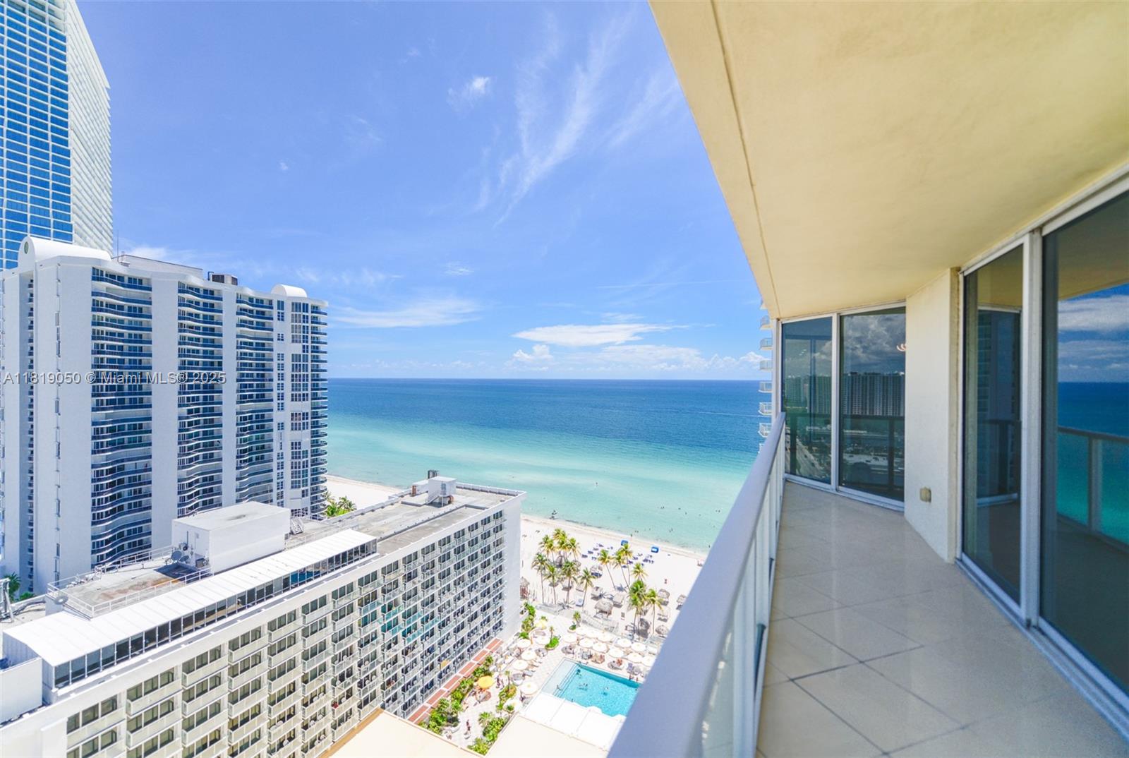 LA PERLA CONDO - Residential
