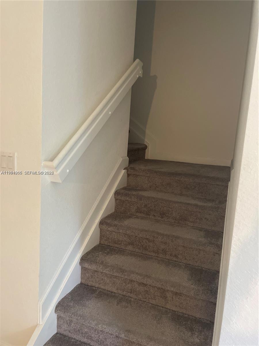 TROTTERS CHASE - Residential
