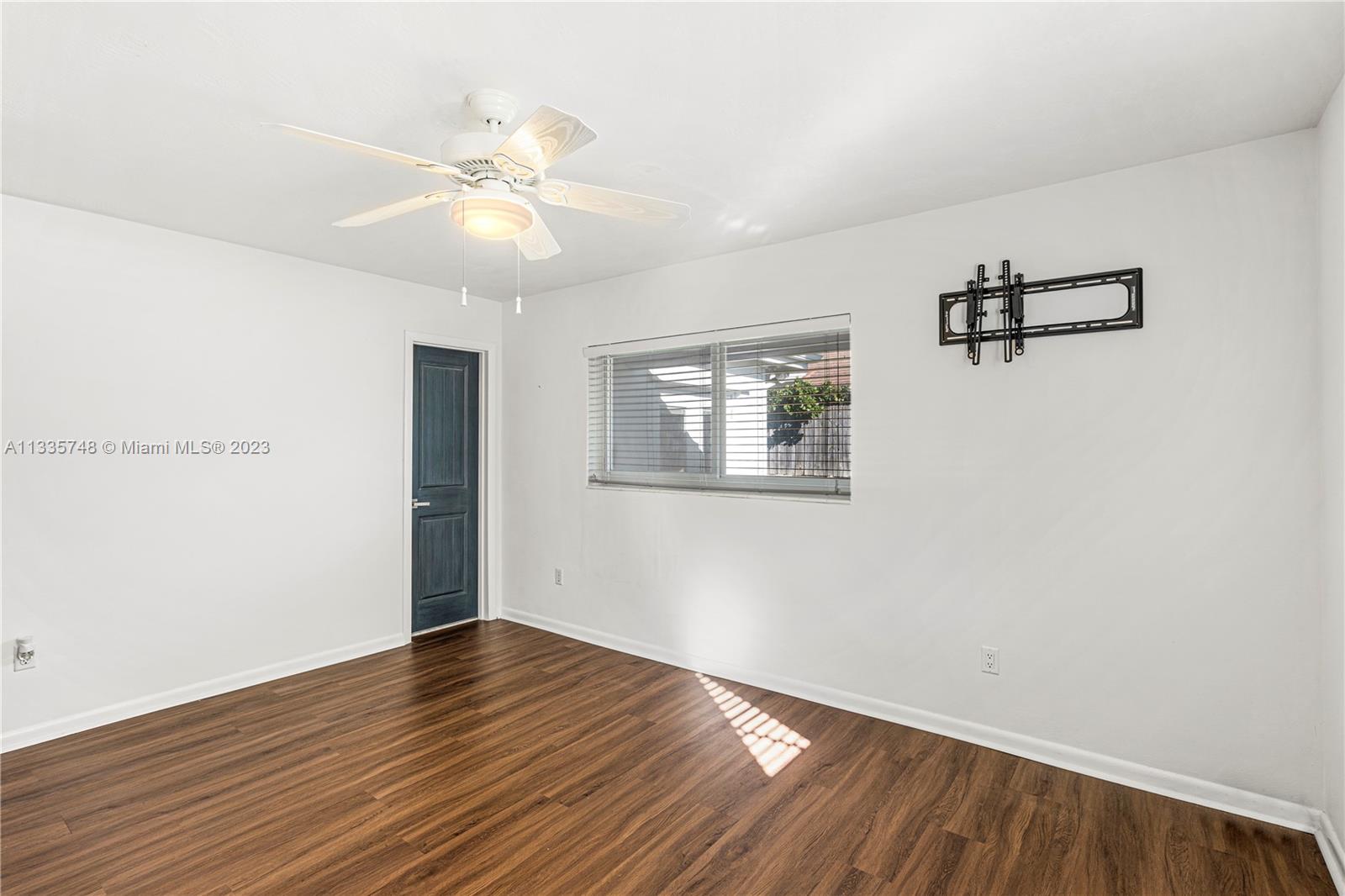 CYPRESS COVE ESTS SEC 2 - Residential
