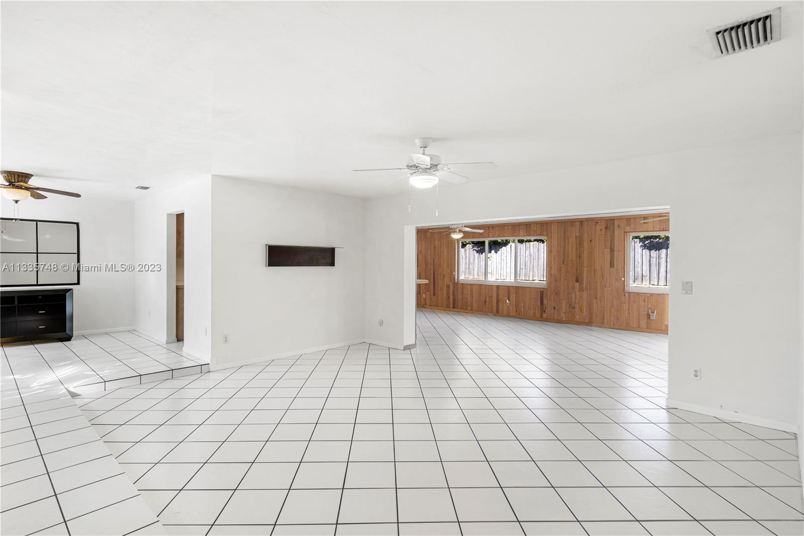 CYPRESS COVE ESTS SEC 2 - Residential