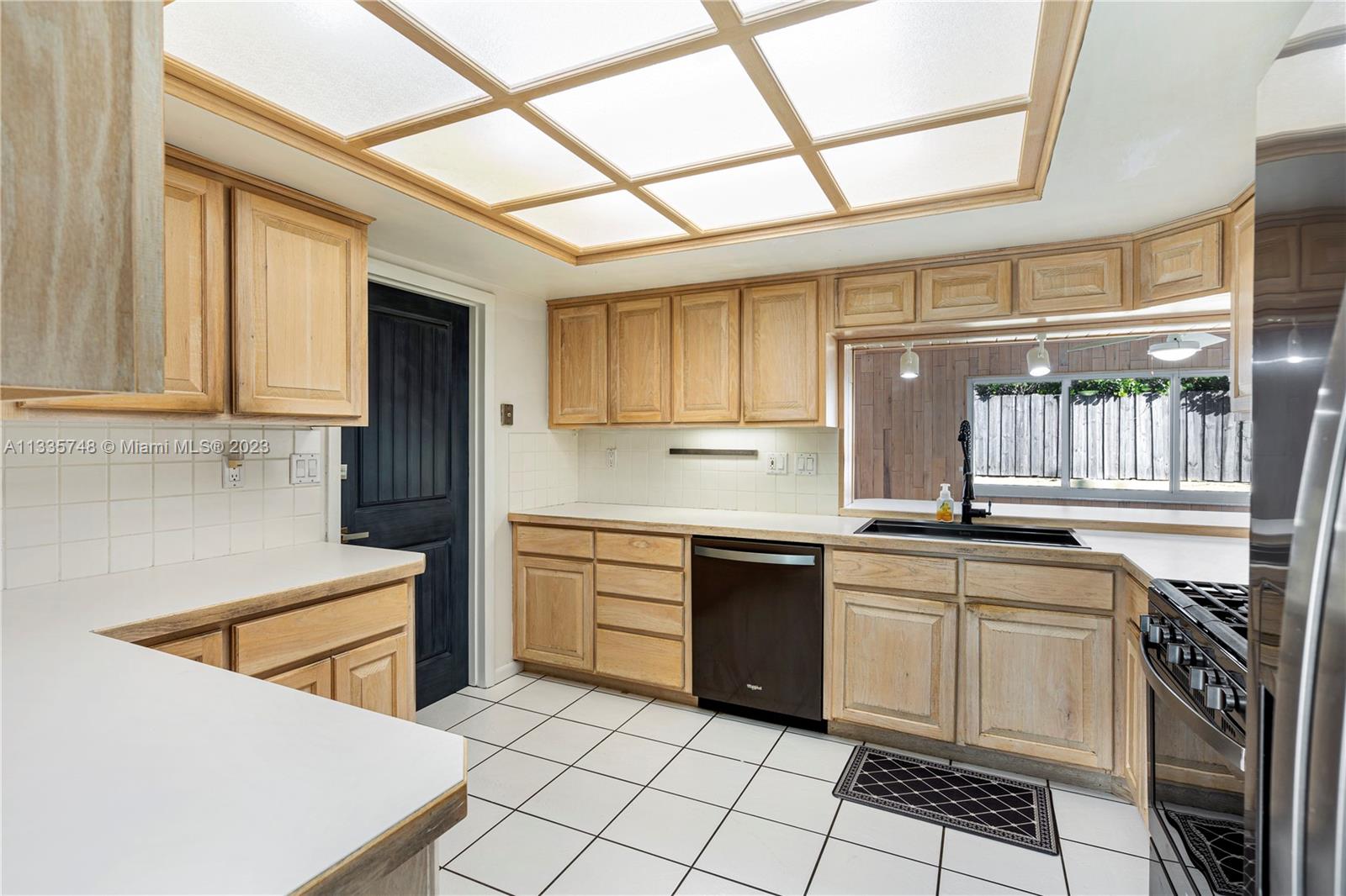 CYPRESS COVE ESTS SEC 2 - Residential
