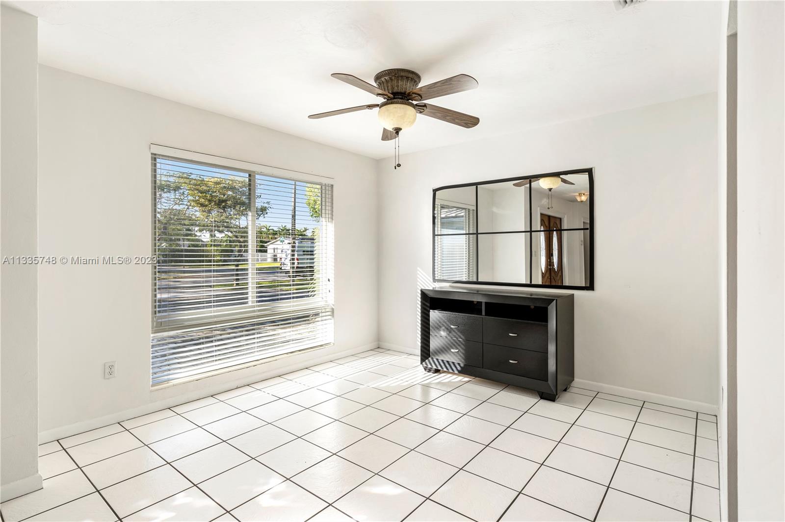 CYPRESS COVE ESTS SEC 2 - Residential