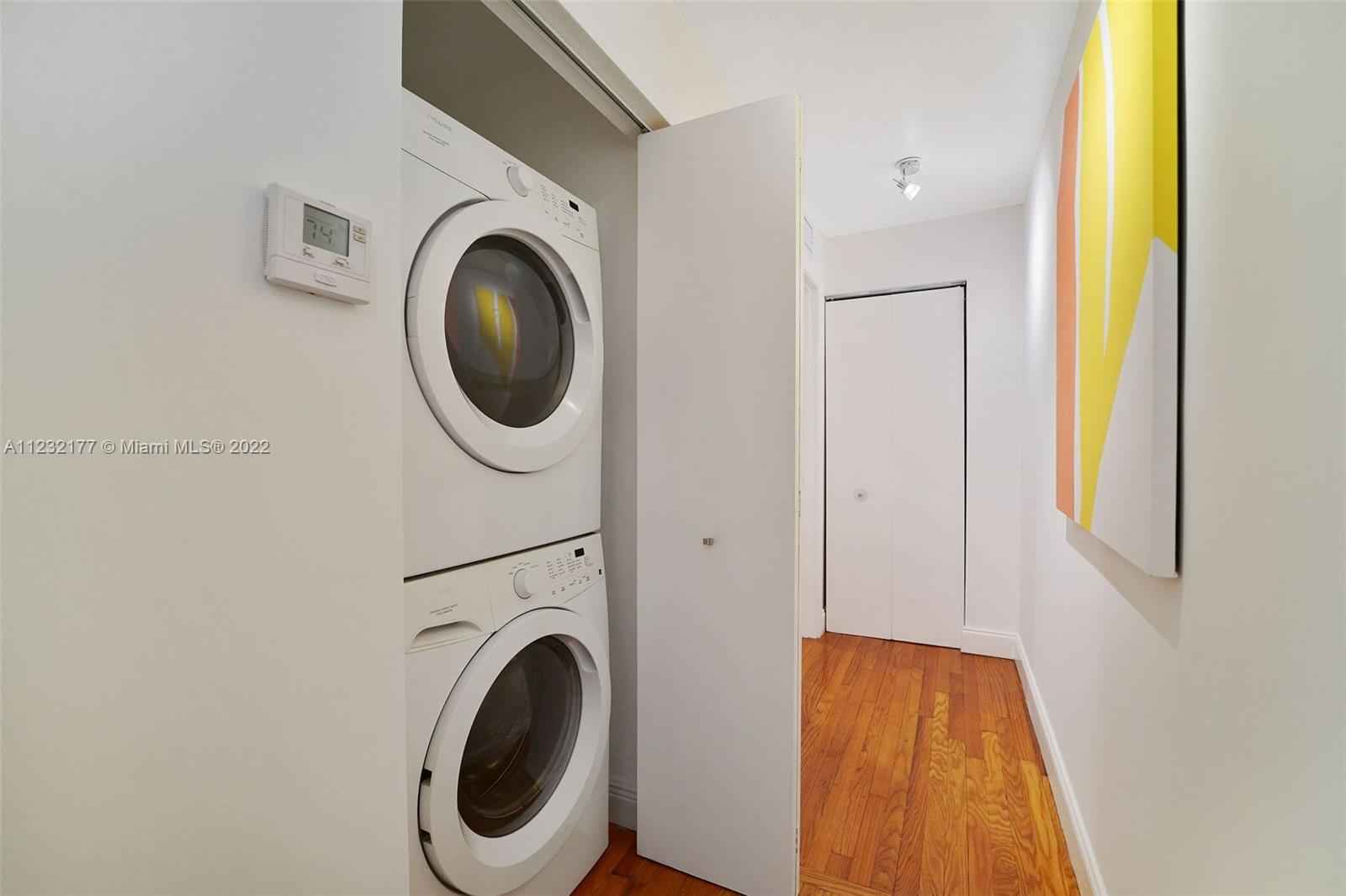 ESSENZA AT 1410 EUCLID CO - Residential Lease