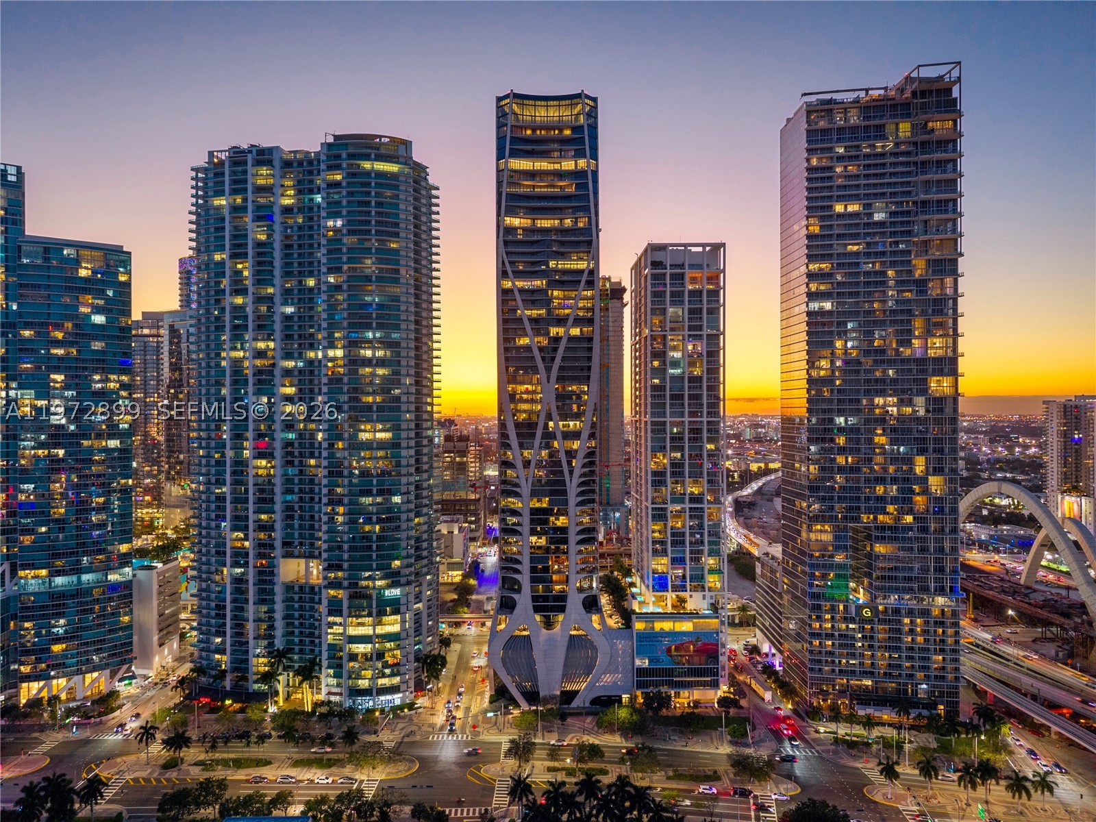 Perched on a high floor at One Thousand Museum, this meticulously appointed 4-bedroom, 5.5-bathroom residence commands sweeping panoramas of Biscayne Bay and the city from sunrise to sunset. Spanning 4,600 square feet of interior living with 780 square feet of private terrace space, this is Miami luxury at its most elevated.