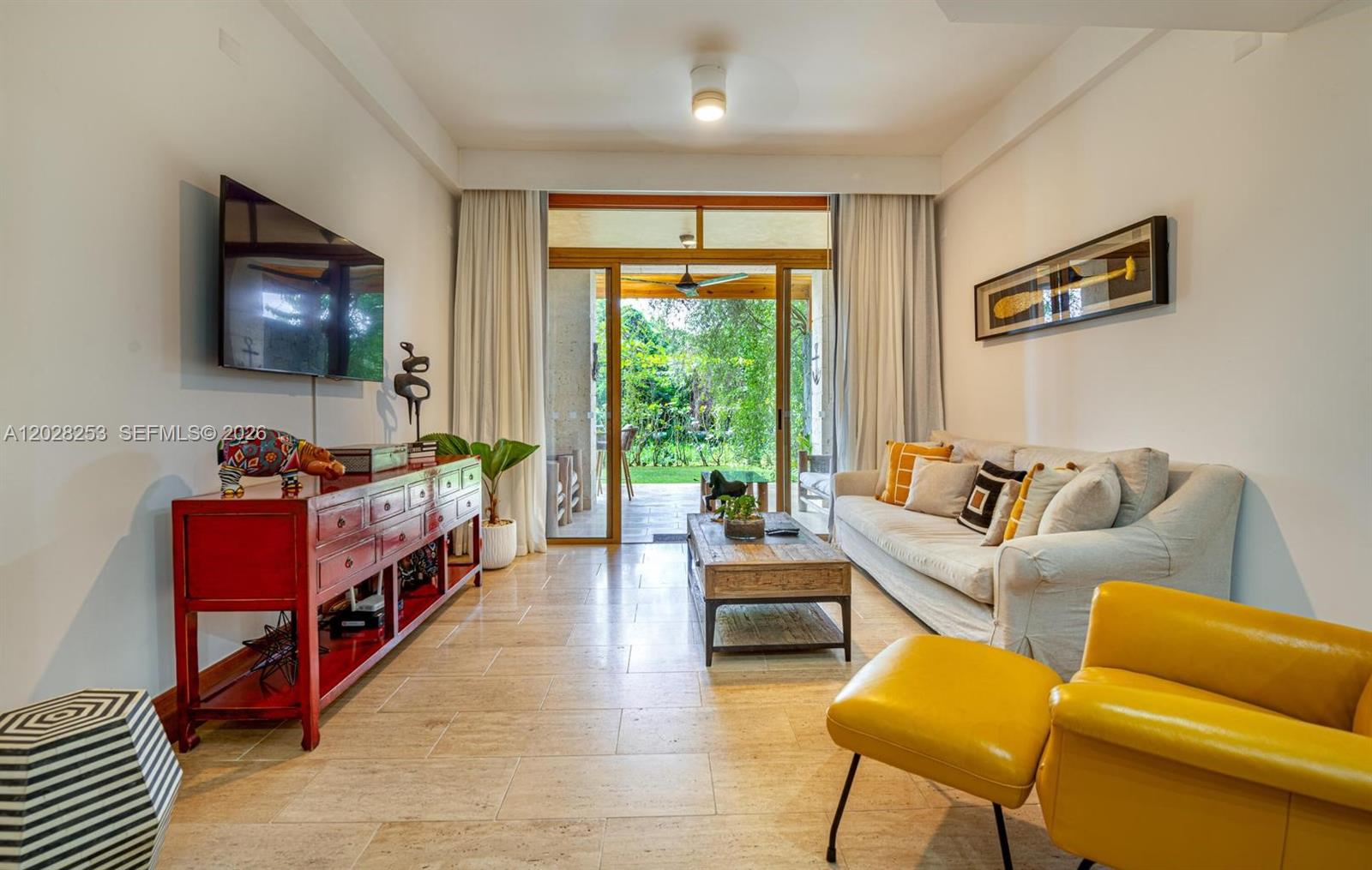 Los Altos II - Residential Lease