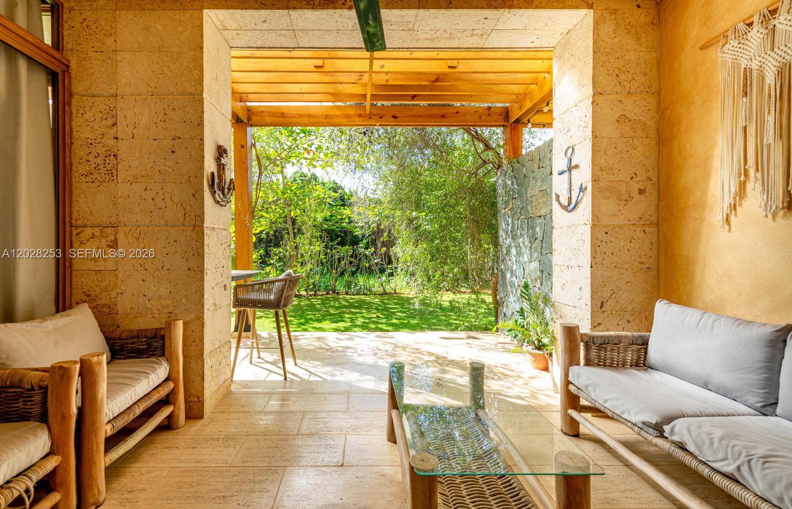 Los Altos II - Residential Lease