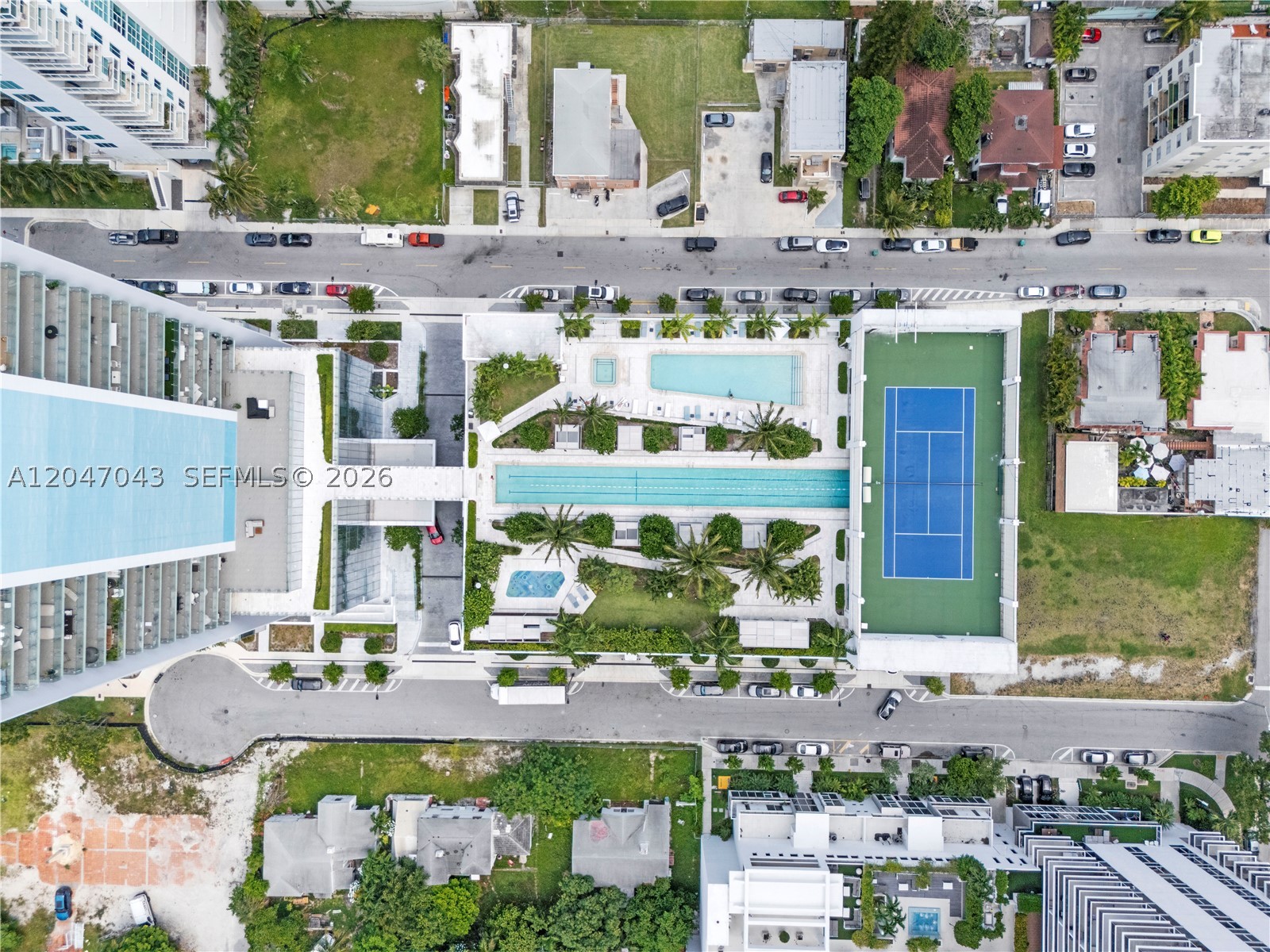 ESCOTTONIA PARK - Residential