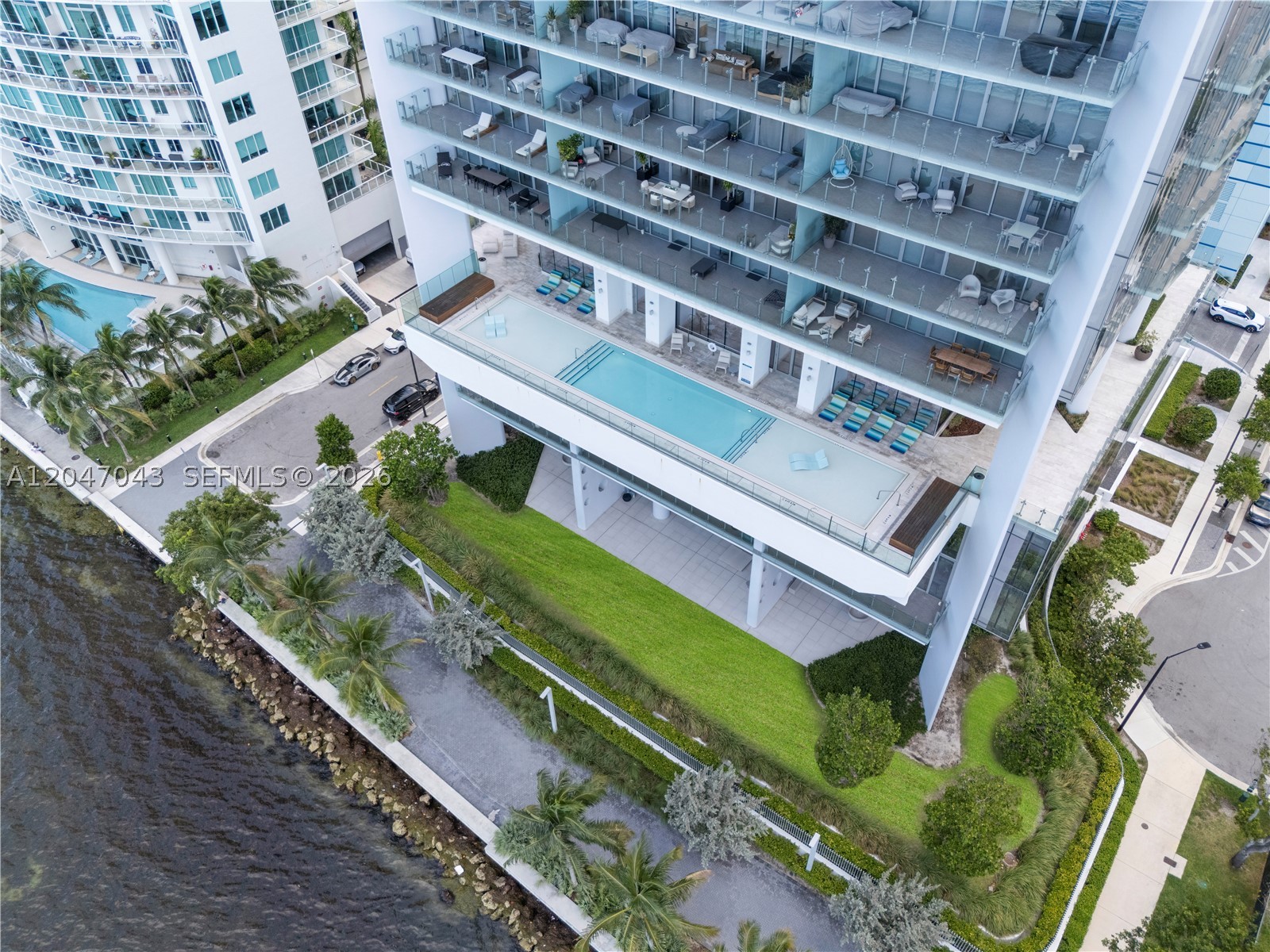 ESCOTTONIA PARK - Residential
