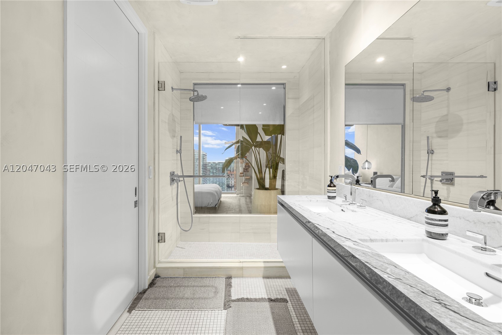 ESCOTTONIA PARK - Residential