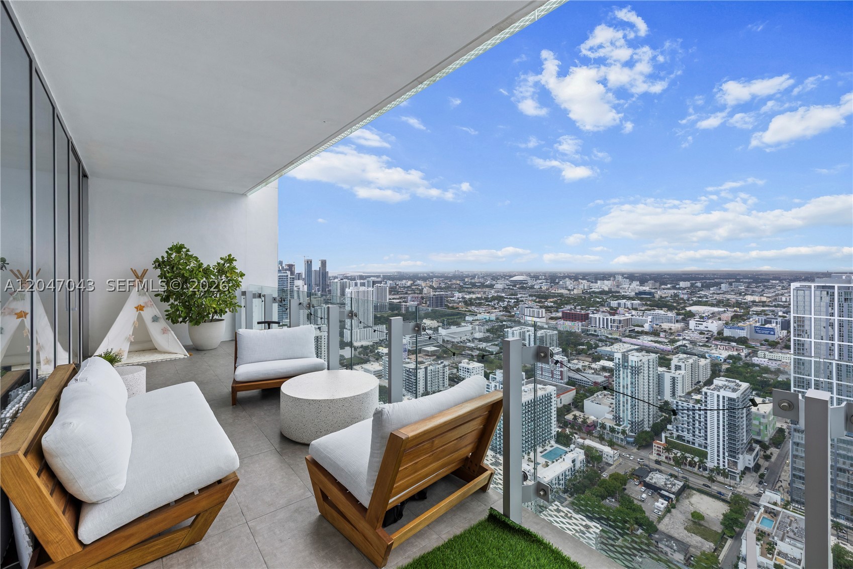 ESCOTTONIA PARK - Residential