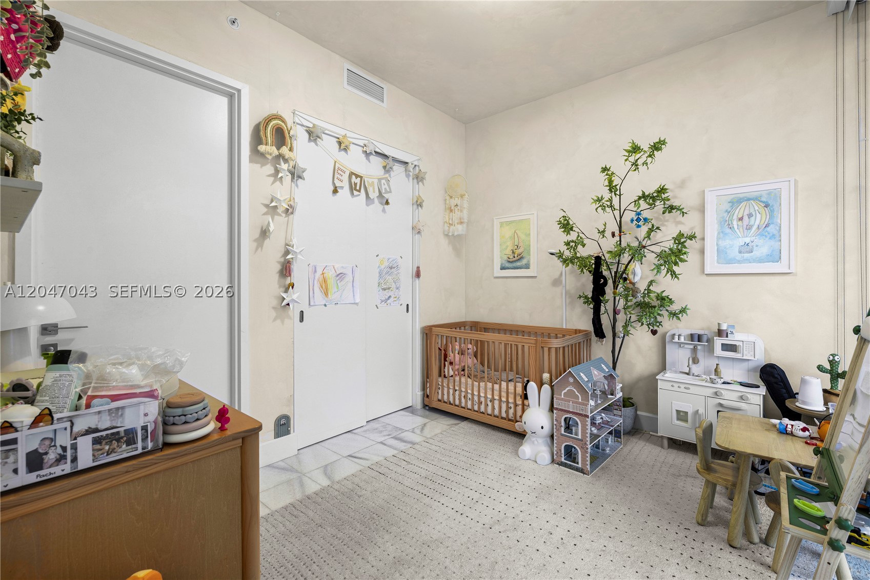ESCOTTONIA PARK - Residential