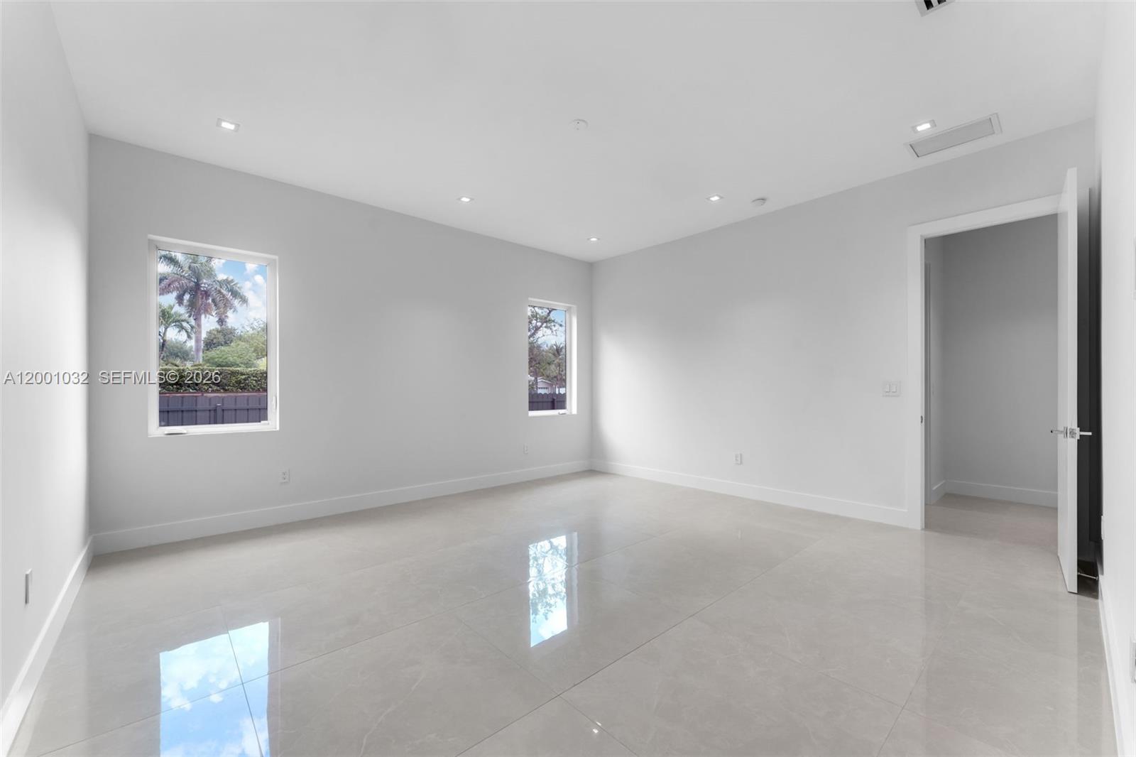 CUTLER COUNTRY GROVES 1ST - Residential