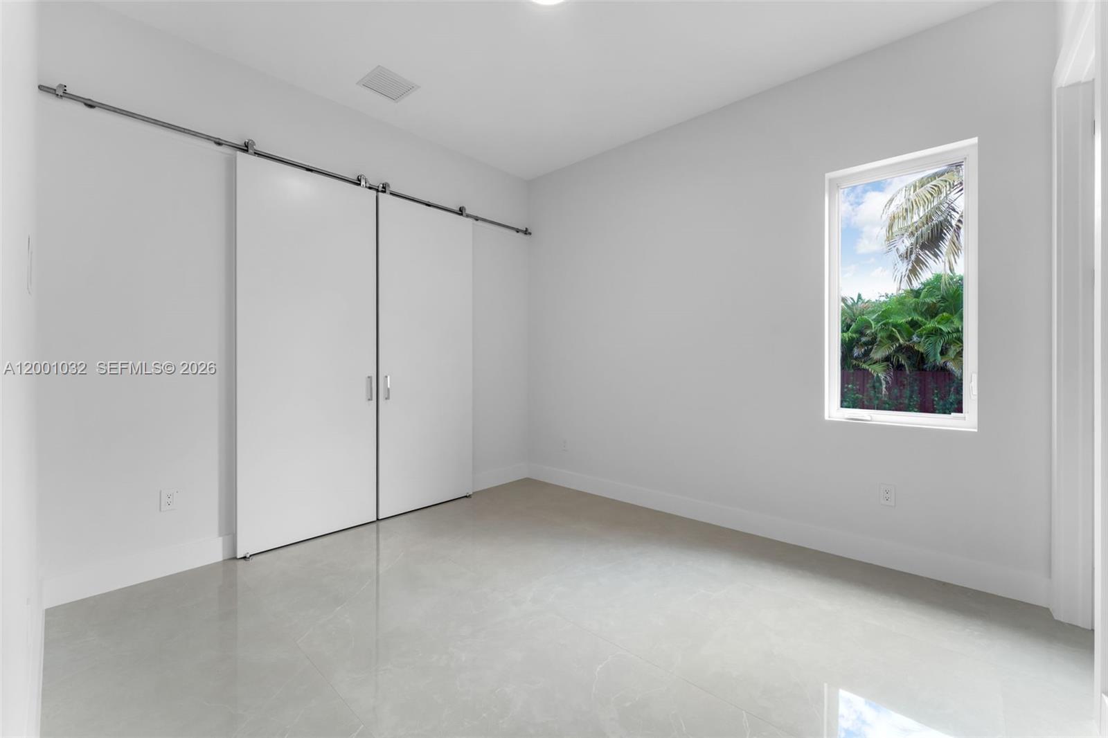 CUTLER COUNTRY GROVES 1ST - Residential
