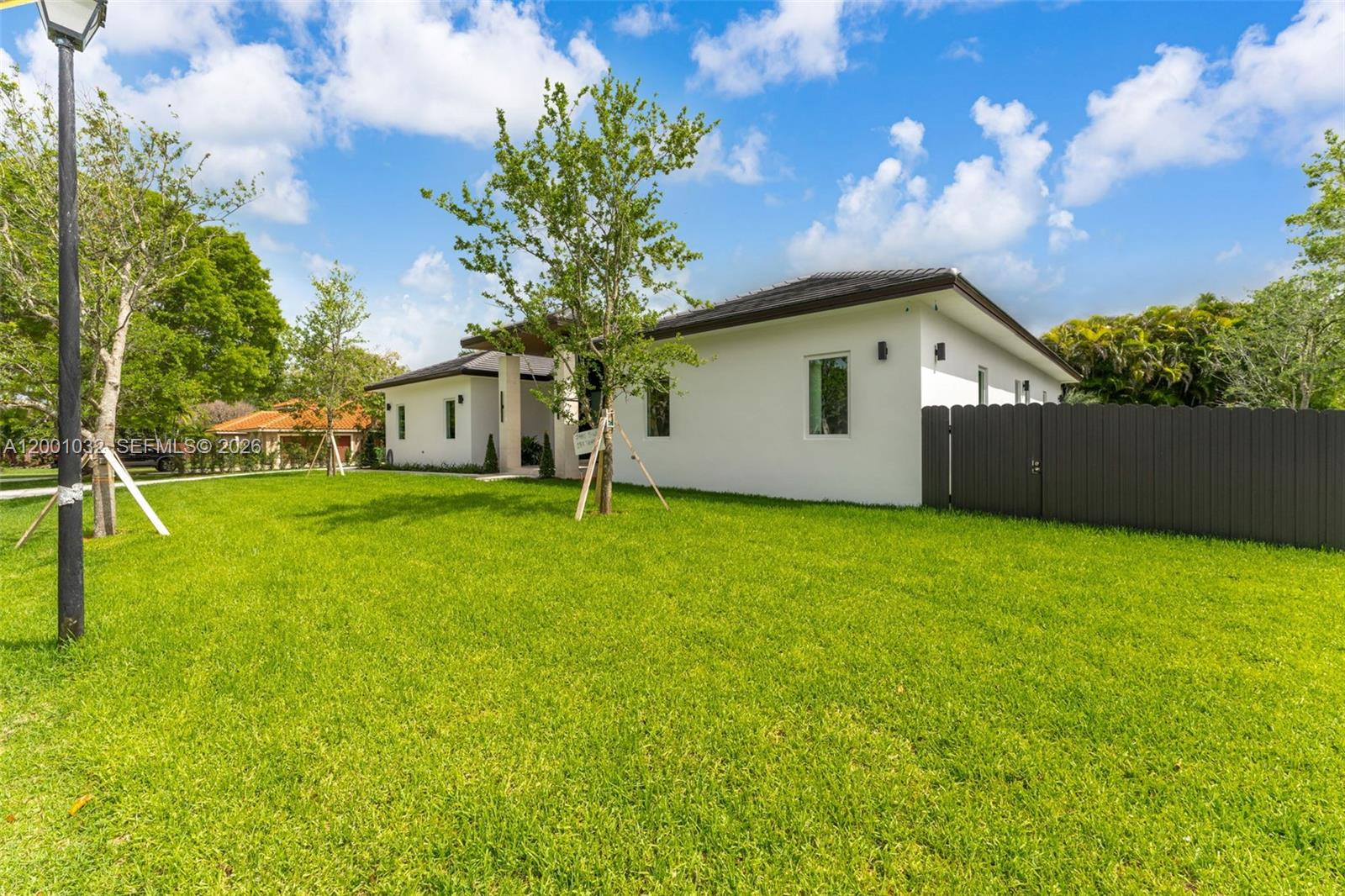CUTLER COUNTRY GROVES 1ST - Residential