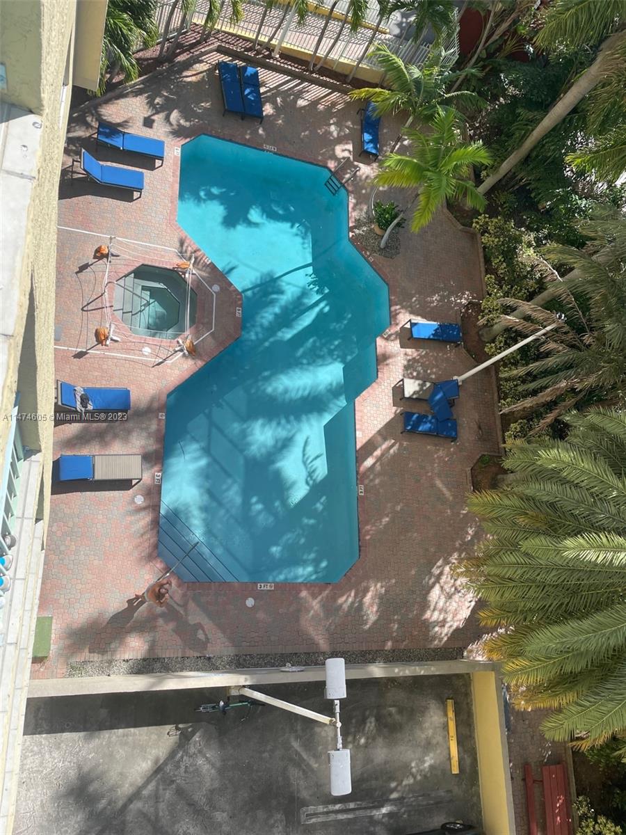 CORAL PLAZA OF MIAMI COND - Residential Lease