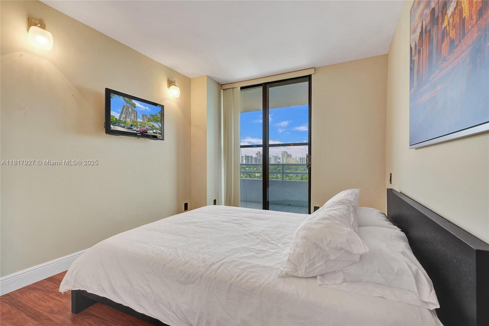 DELVISTA TOWERS CONDO TOW - Residential Lease