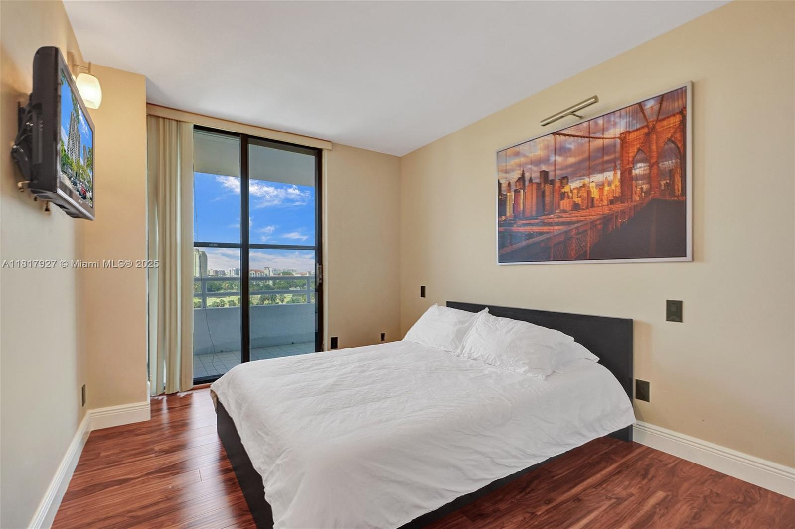 DELVISTA TOWERS CONDO TOW - Residential Lease