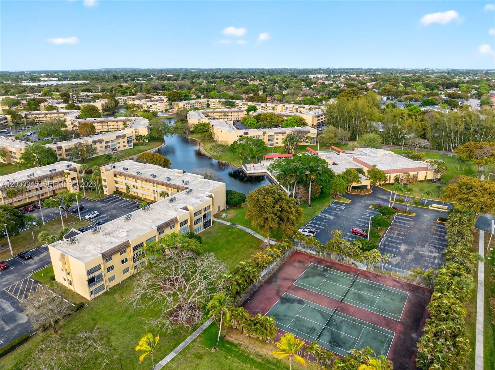 BERMUDA CLUB TWO CONDO - Residential Lease