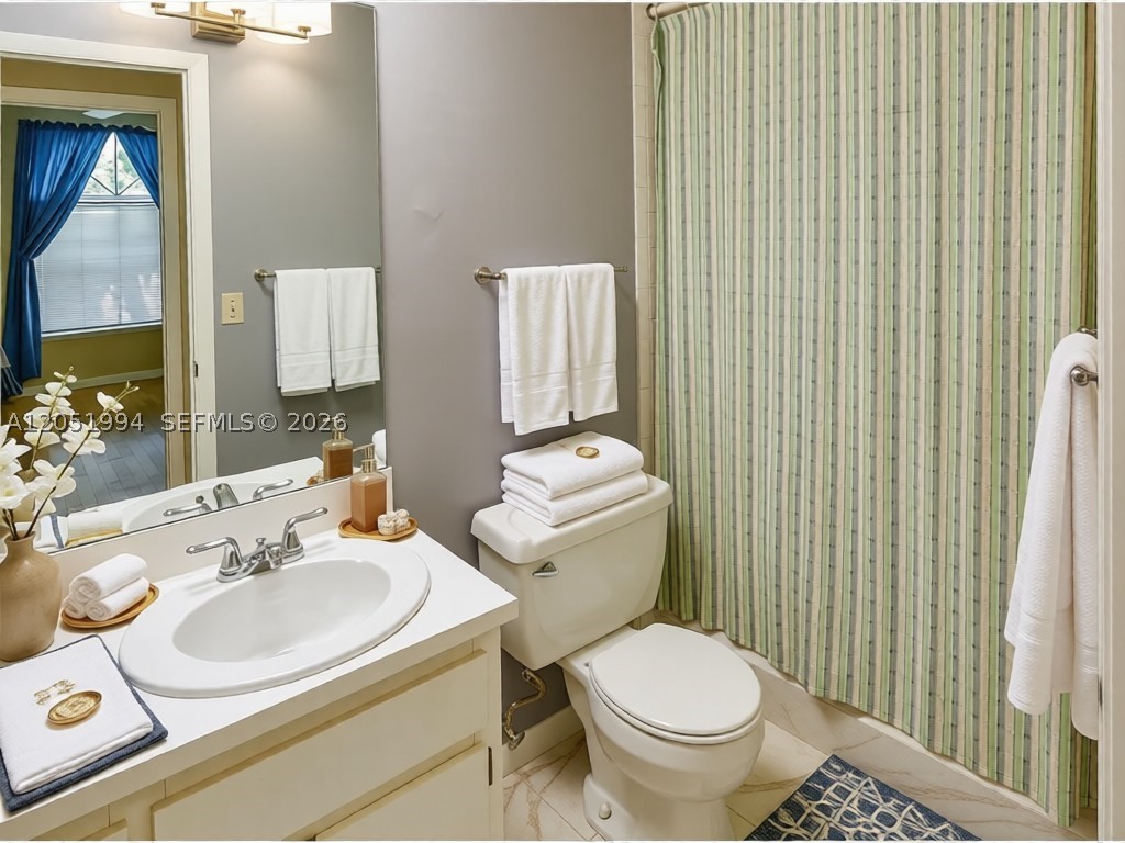 HAMILTON PLACE II A CONDO - Residential Lease