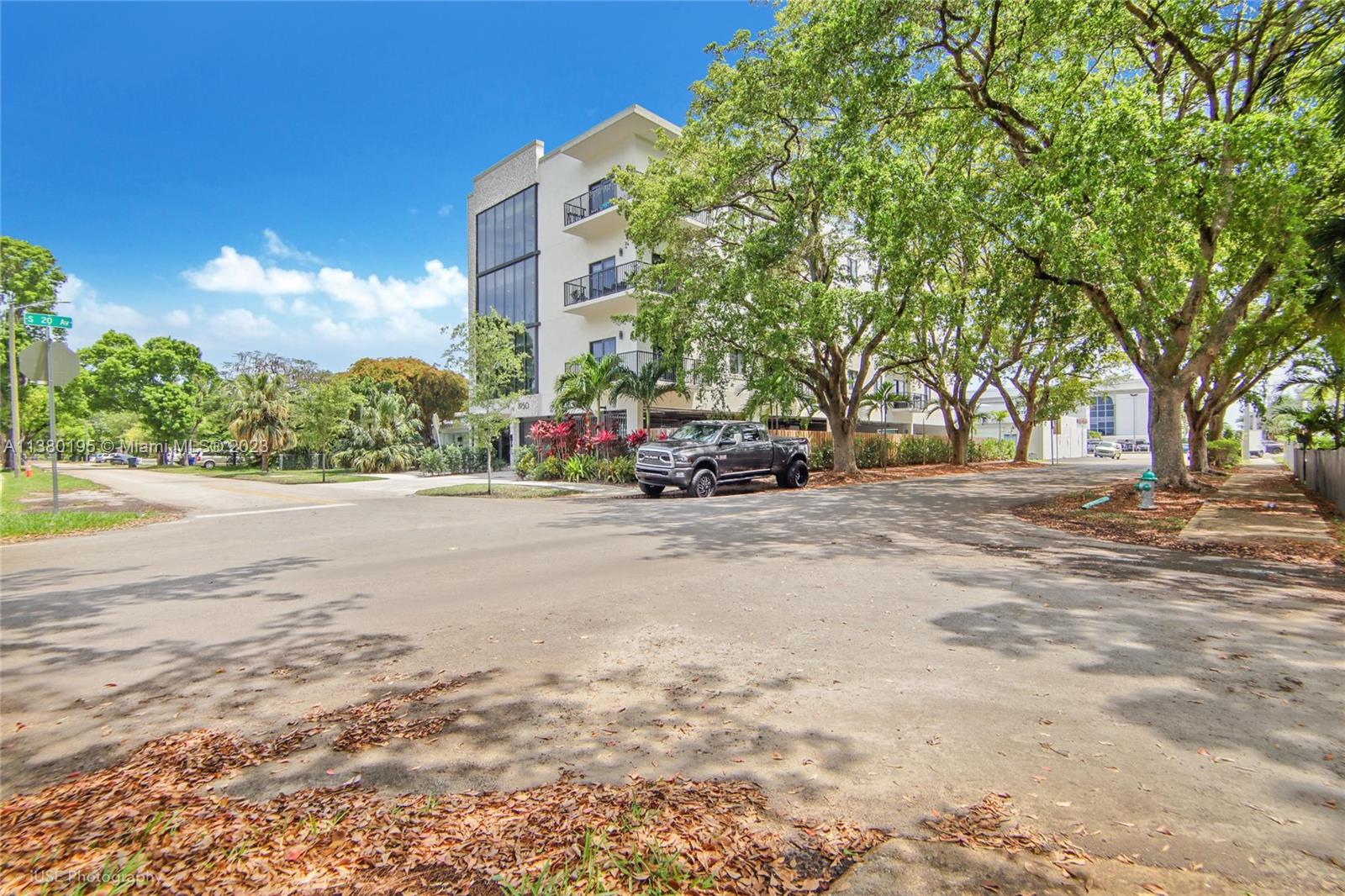 SOUTH SIDE PARK - Residential