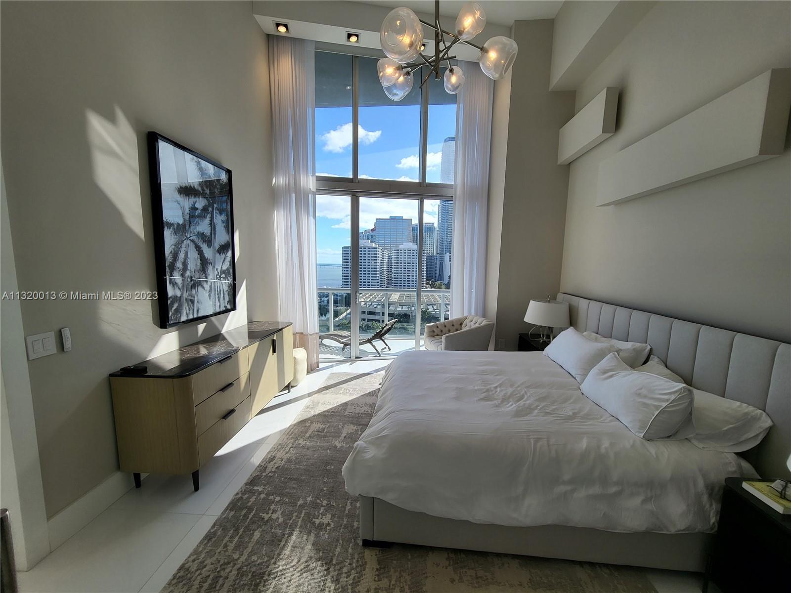 ICON BRICKELL - Residential Lease