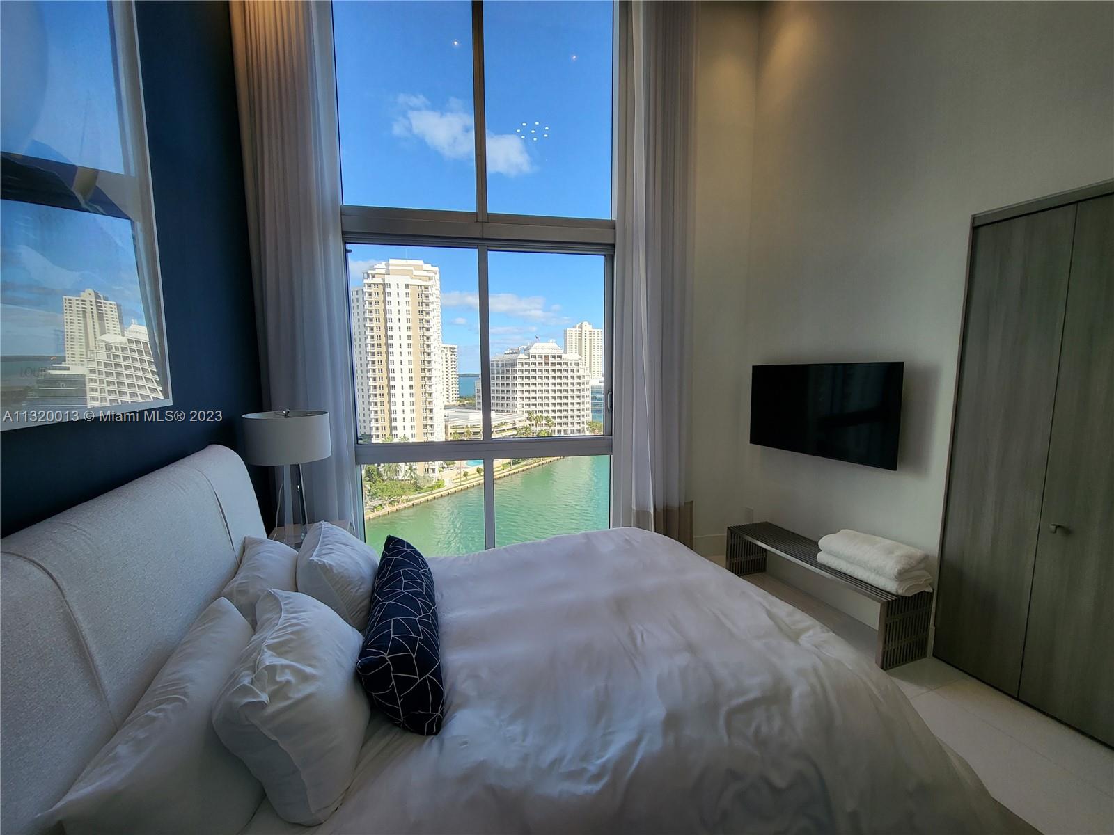 ICON BRICKELL - Residential Lease