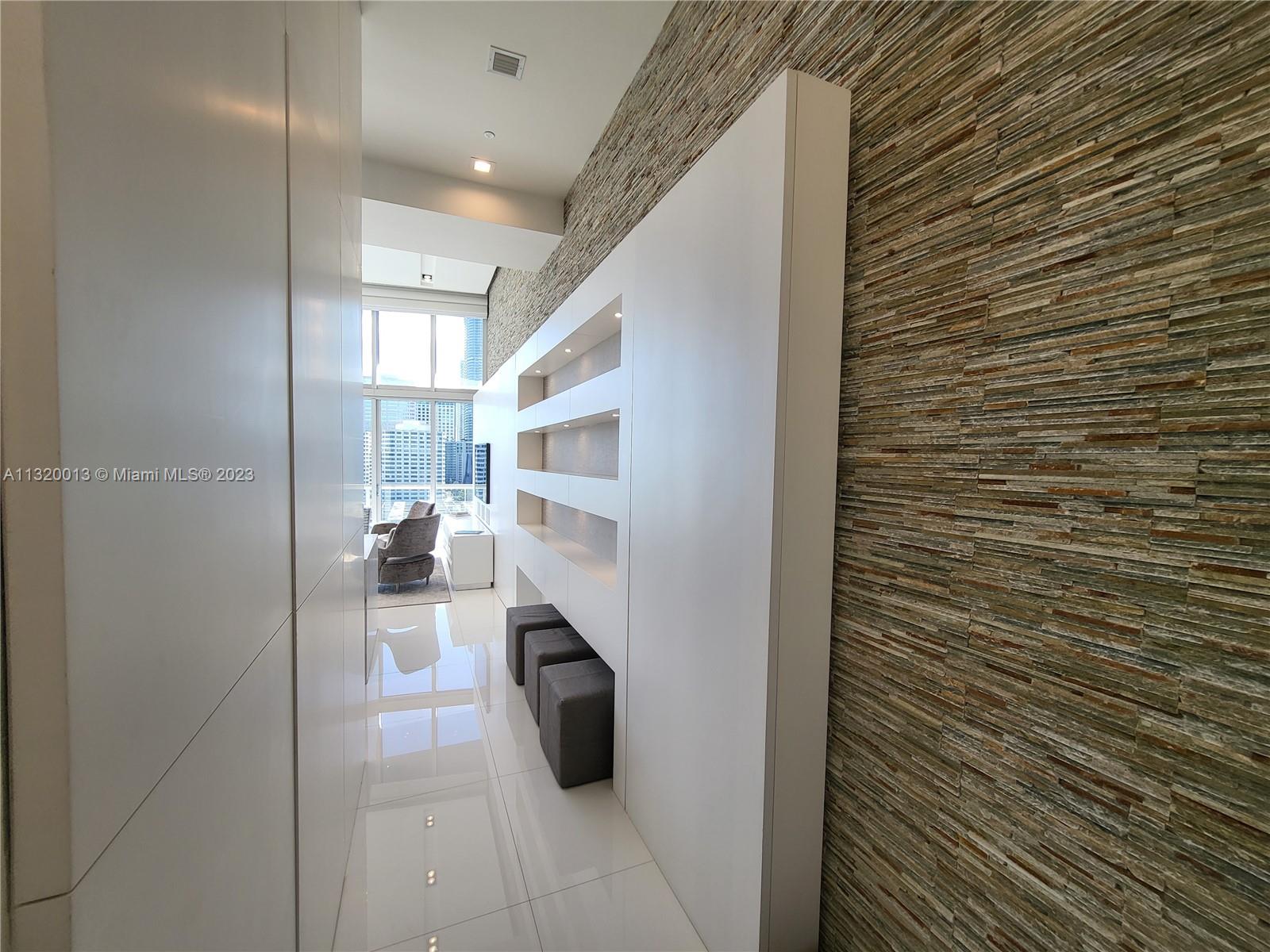 ICON BRICKELL - Residential Lease