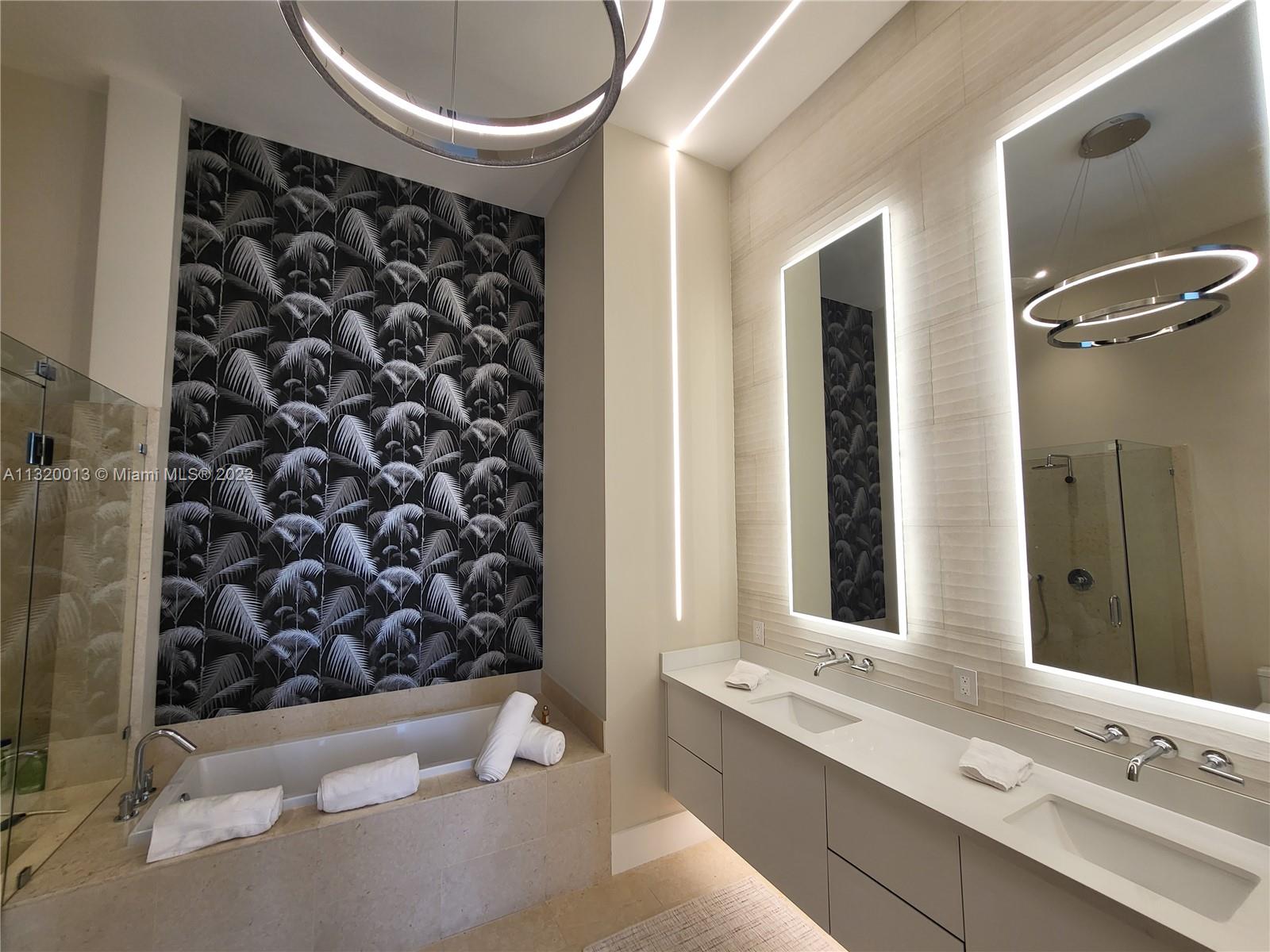 ICON BRICKELL - Residential Lease