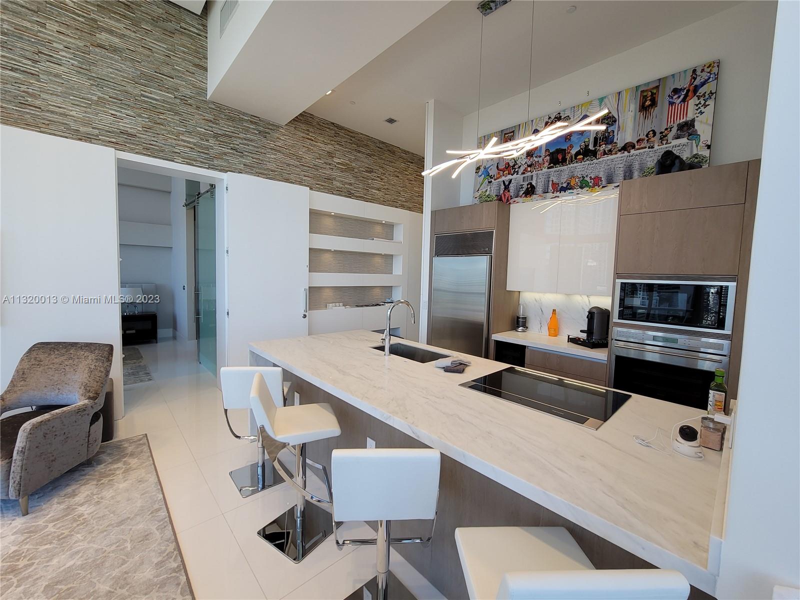 ICON BRICKELL - Residential Lease