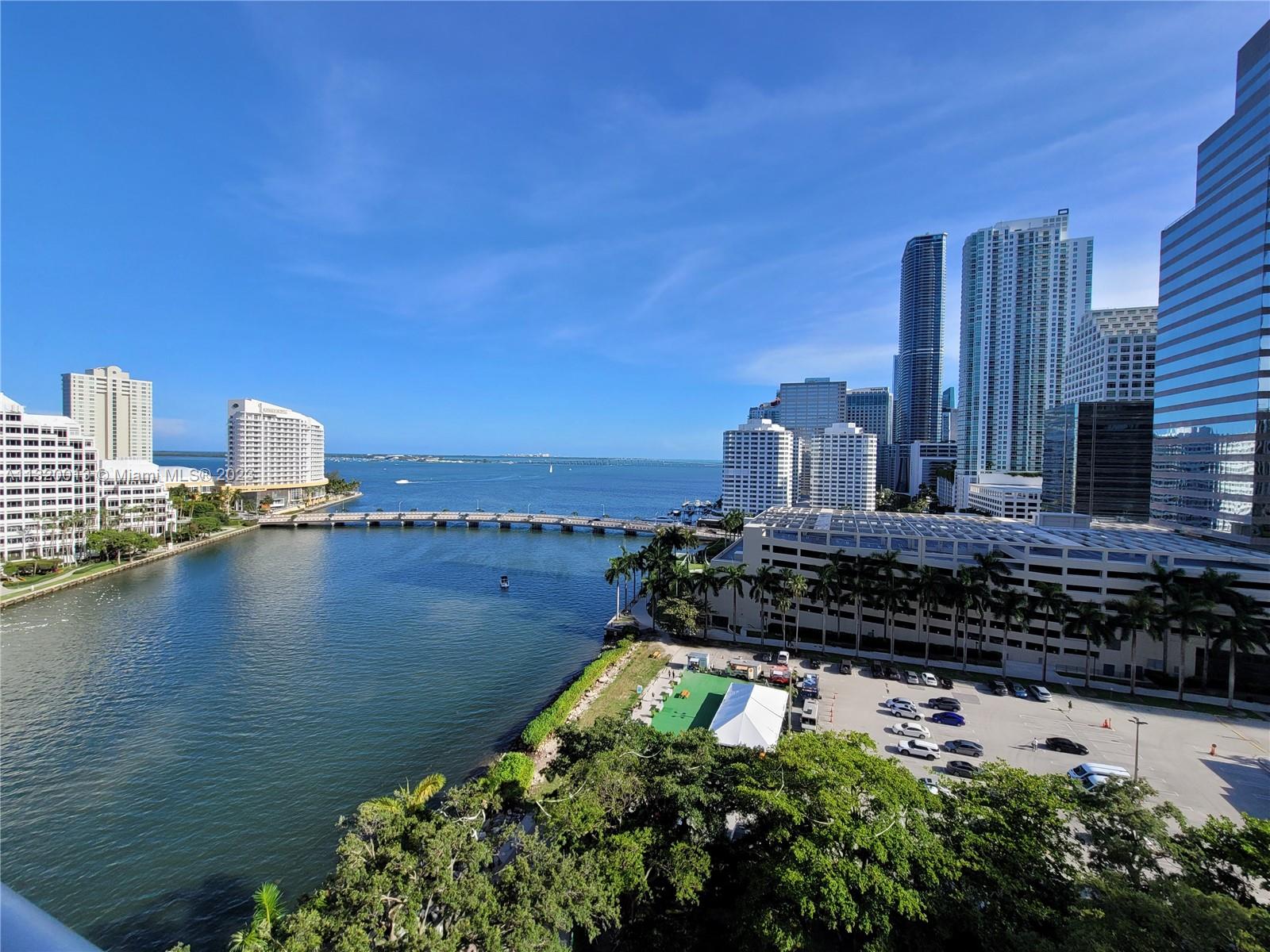 ICON BRICKELL - Residential Lease