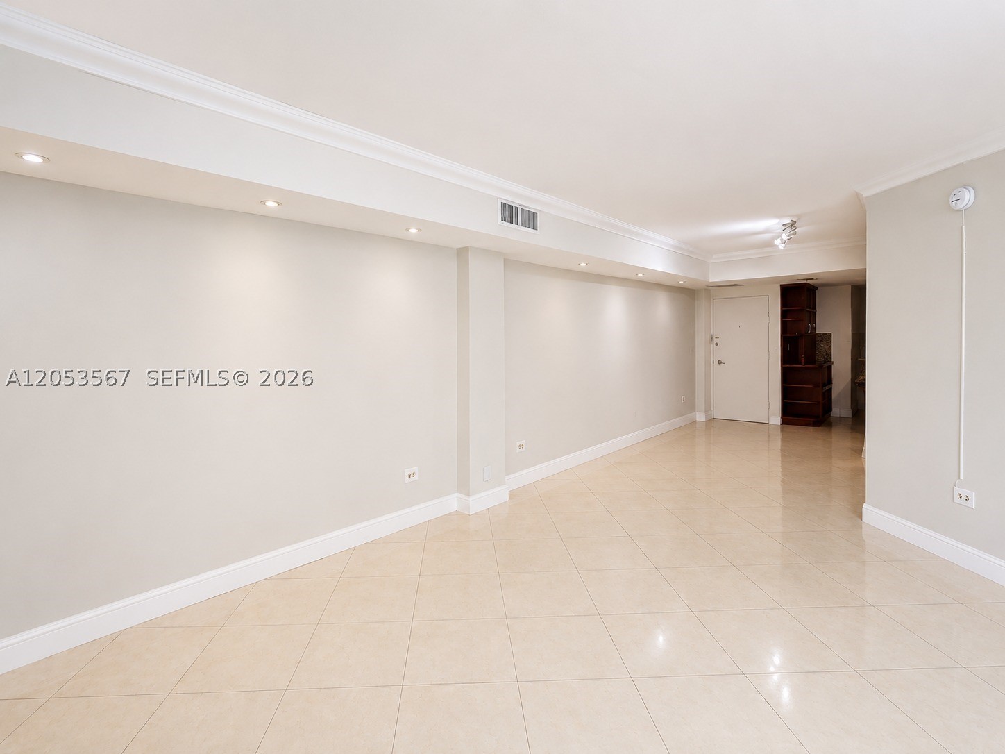 FOUR AMBASSADORS CONDO PH - Residential