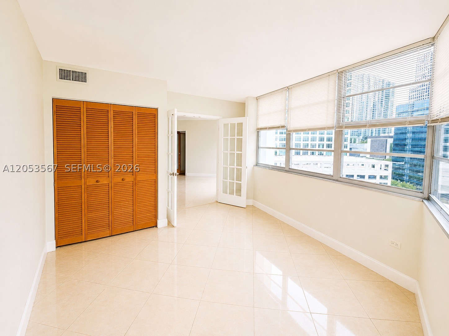 FOUR AMBASSADORS CONDO PH - Residential