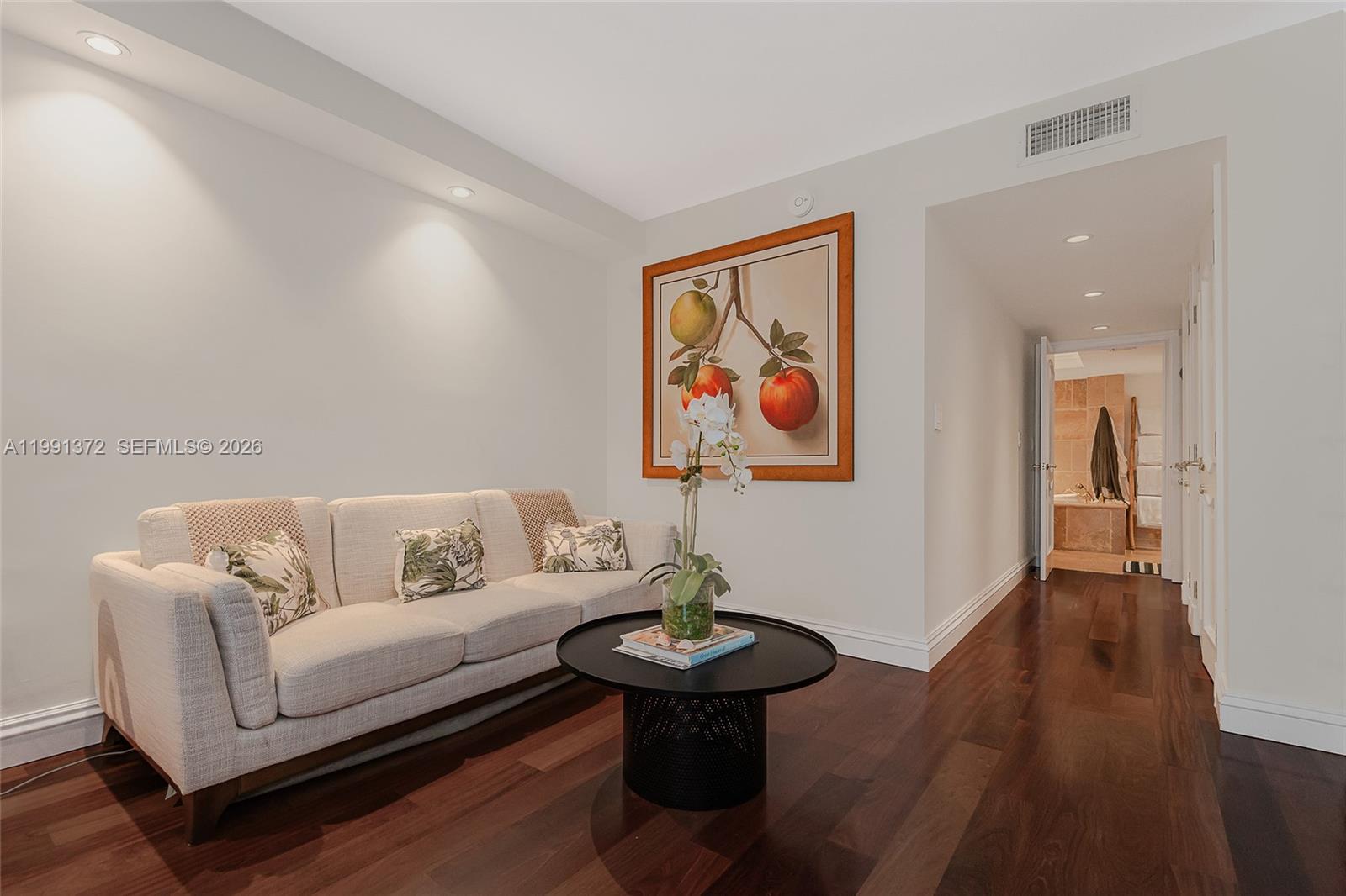 MAR-AZUL CONDO - Residential