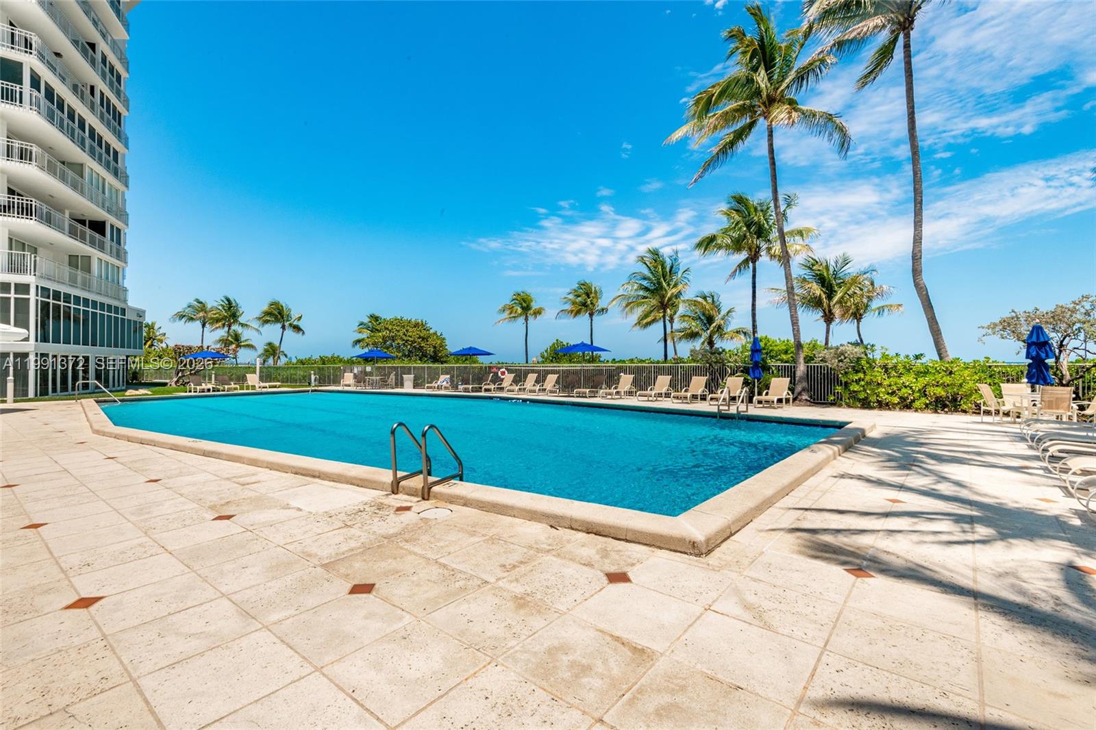 MAR-AZUL CONDO - Residential