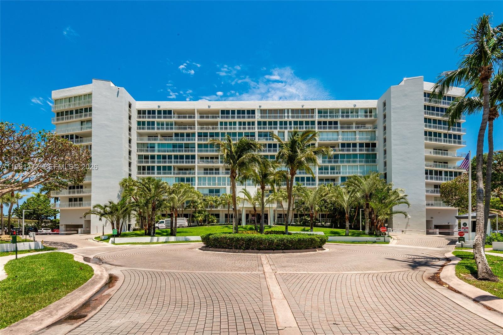 MAR-AZUL CONDO - Residential