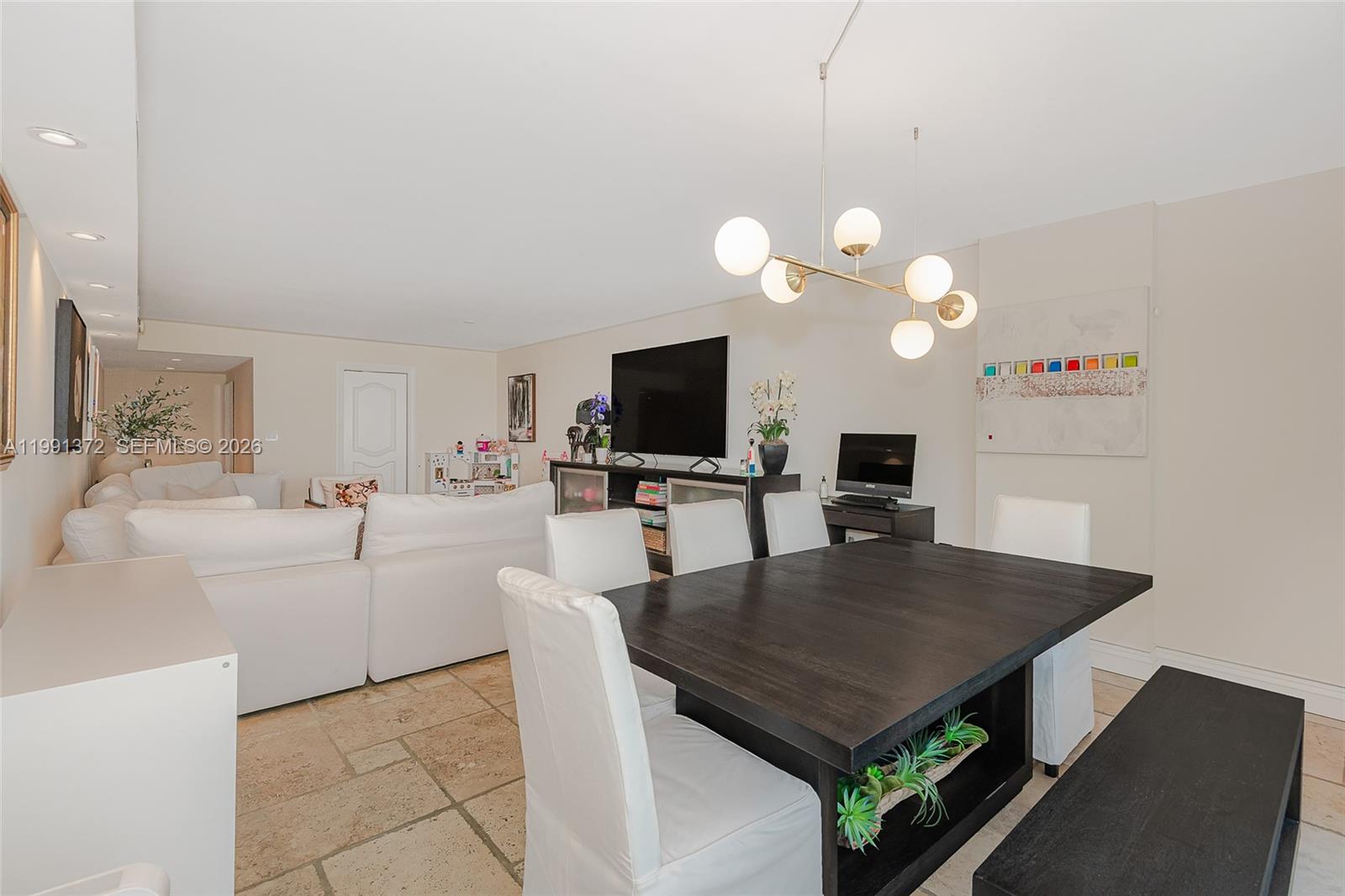 MAR-AZUL CONDO - Residential
