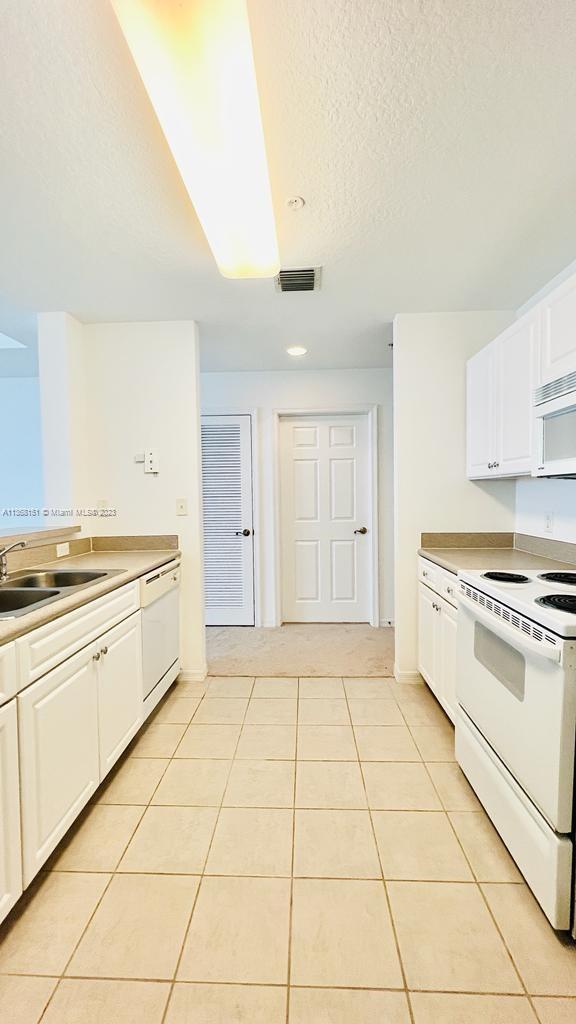 Village at Abacoa - Residential Lease