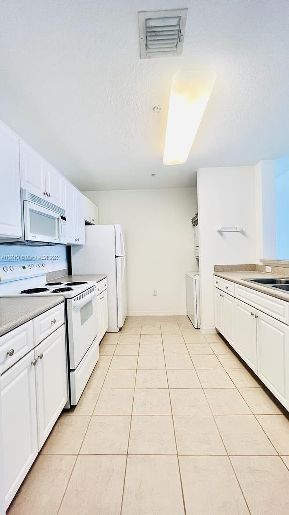 Village at Abacoa - Residential Lease
