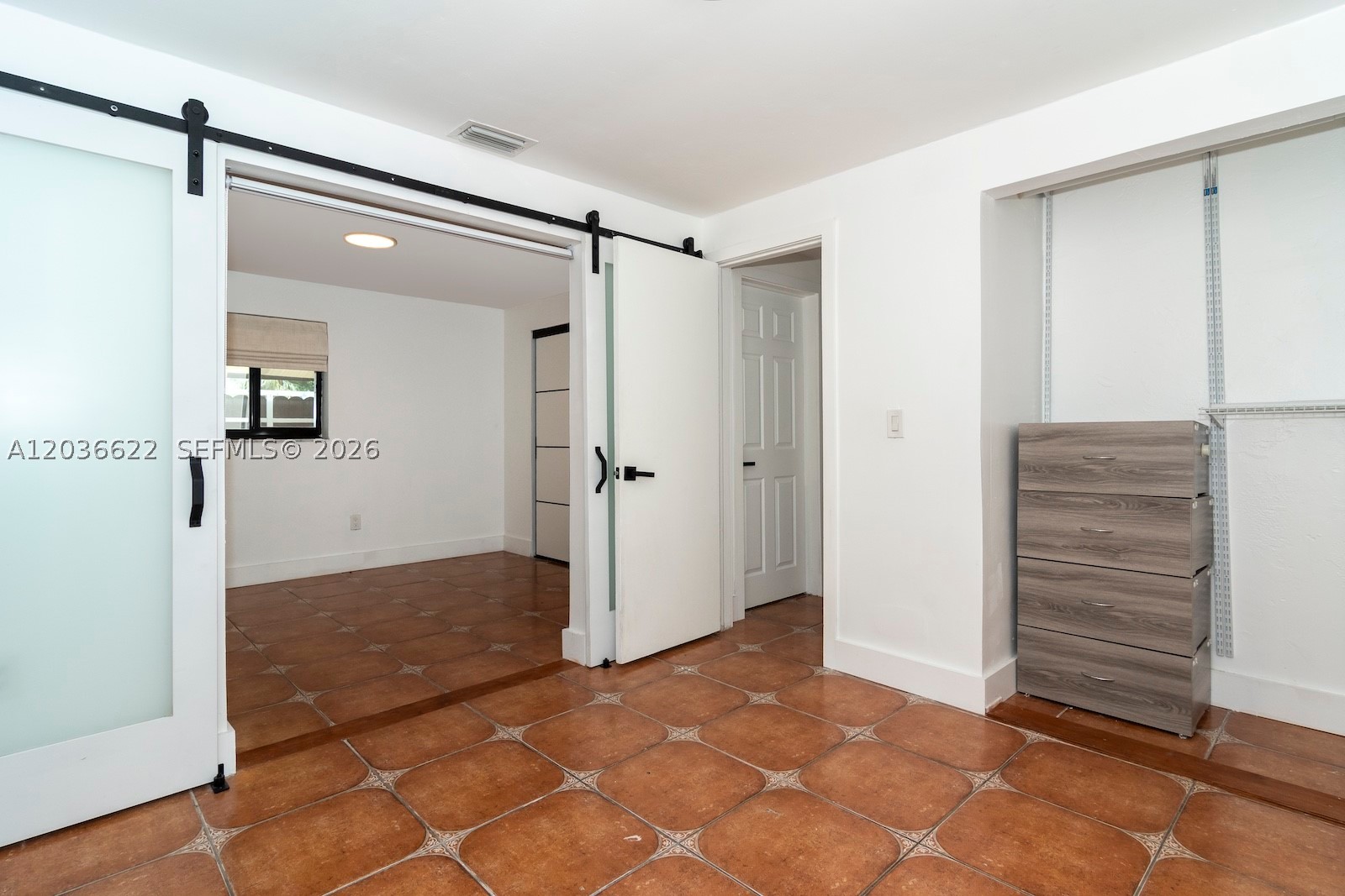 CORAL VILLAS REV - Residential Lease
