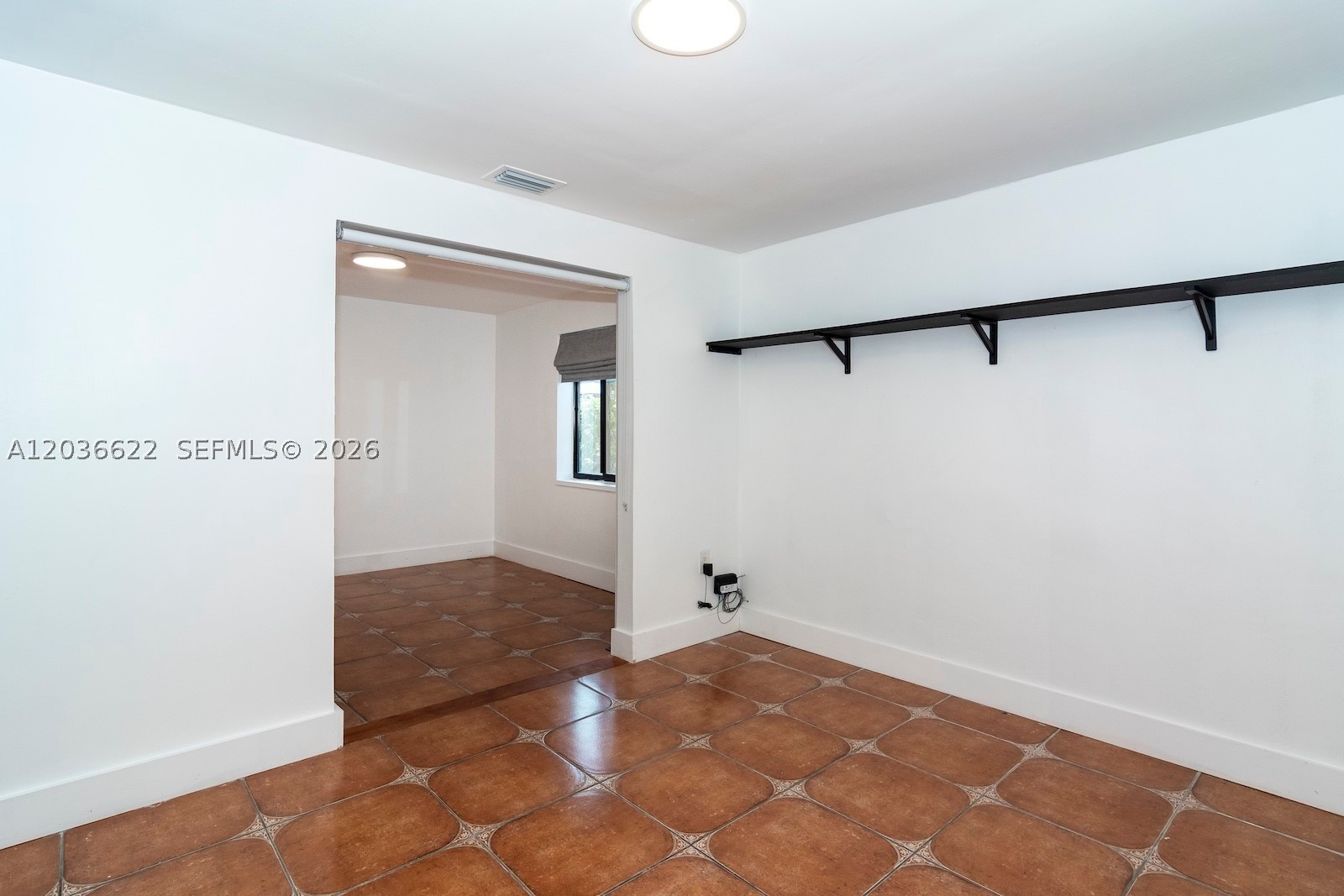 CORAL VILLAS REV - Residential Lease