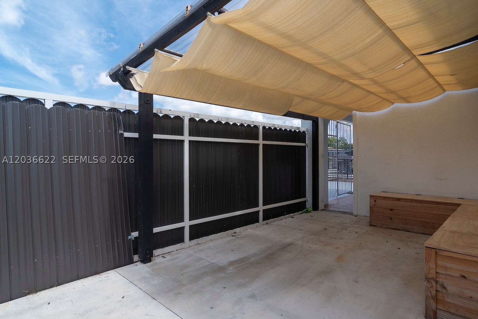 CORAL VILLAS REV - Residential Lease
