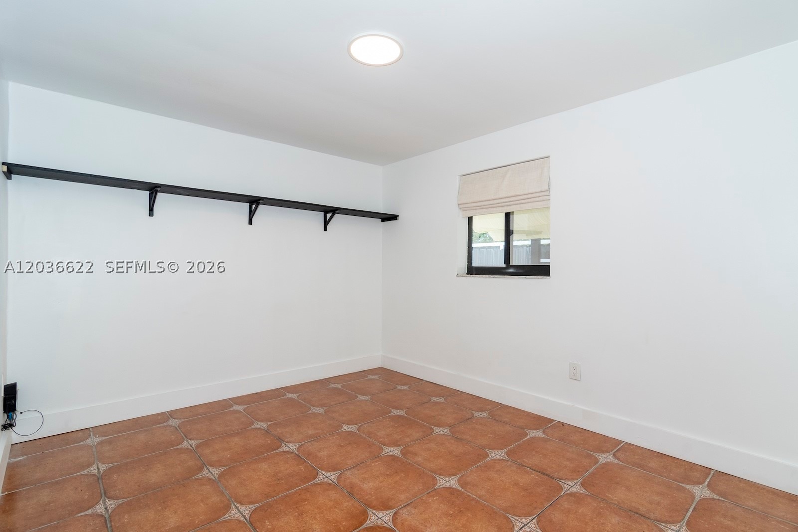 CORAL VILLAS REV - Residential Lease