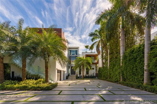 Welcome to Villa Venetian, the most spectacular Bayfront Villa located on the Venetian Islands. With rarely available Southern exposure, the Villa has unparalleled views of Biscayne Bay and the Miami skyline. This "smart home" completed in 2015 is fully automated with a Savant system that operates everything from custom lighting, and automatic shades to music and television. Sophisticated European design featuring white oak floors, soaring ceilings, one of a kind rooftop infinity pool, expansive terrace with 360 degree views, home theater, elevator, and sauna are just a few of the unique features of this home. Exclusive and convenient location just minutes from Sunset Harbour and Lincoln Rd and a short distance to Downtown Miami, Brickell, and the Design District.