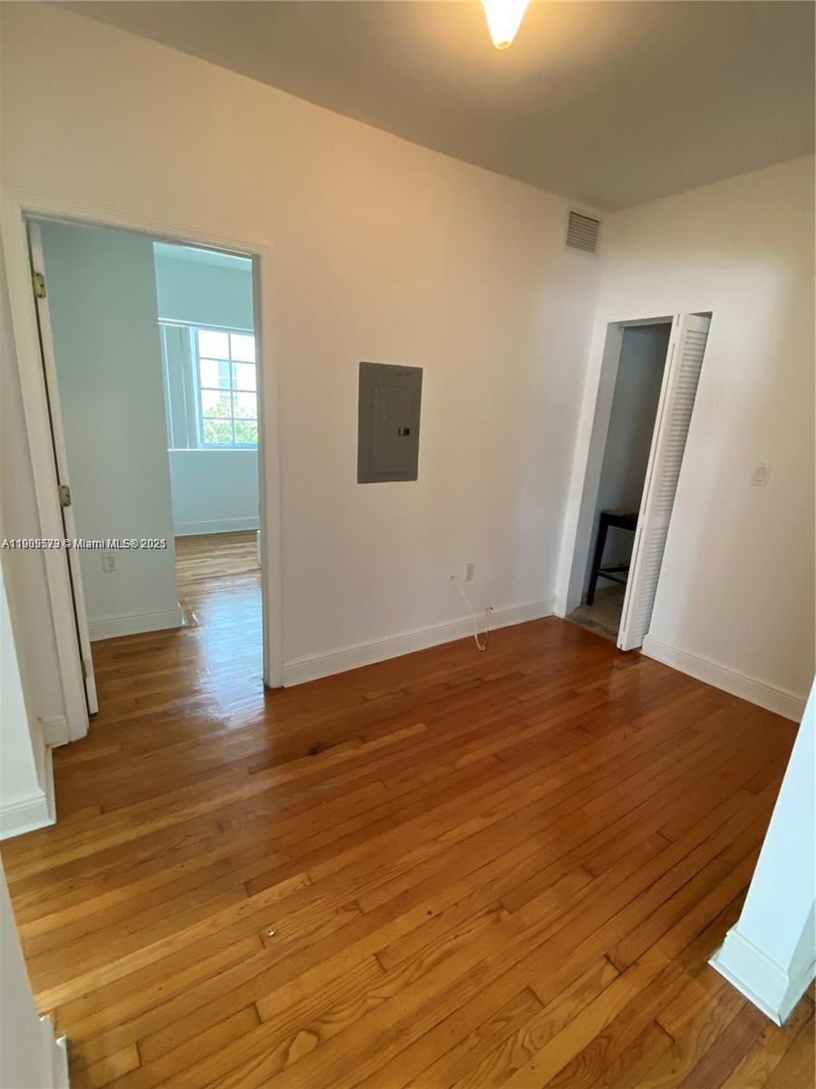 MERIDIAN DECO CONDO - Residential Lease