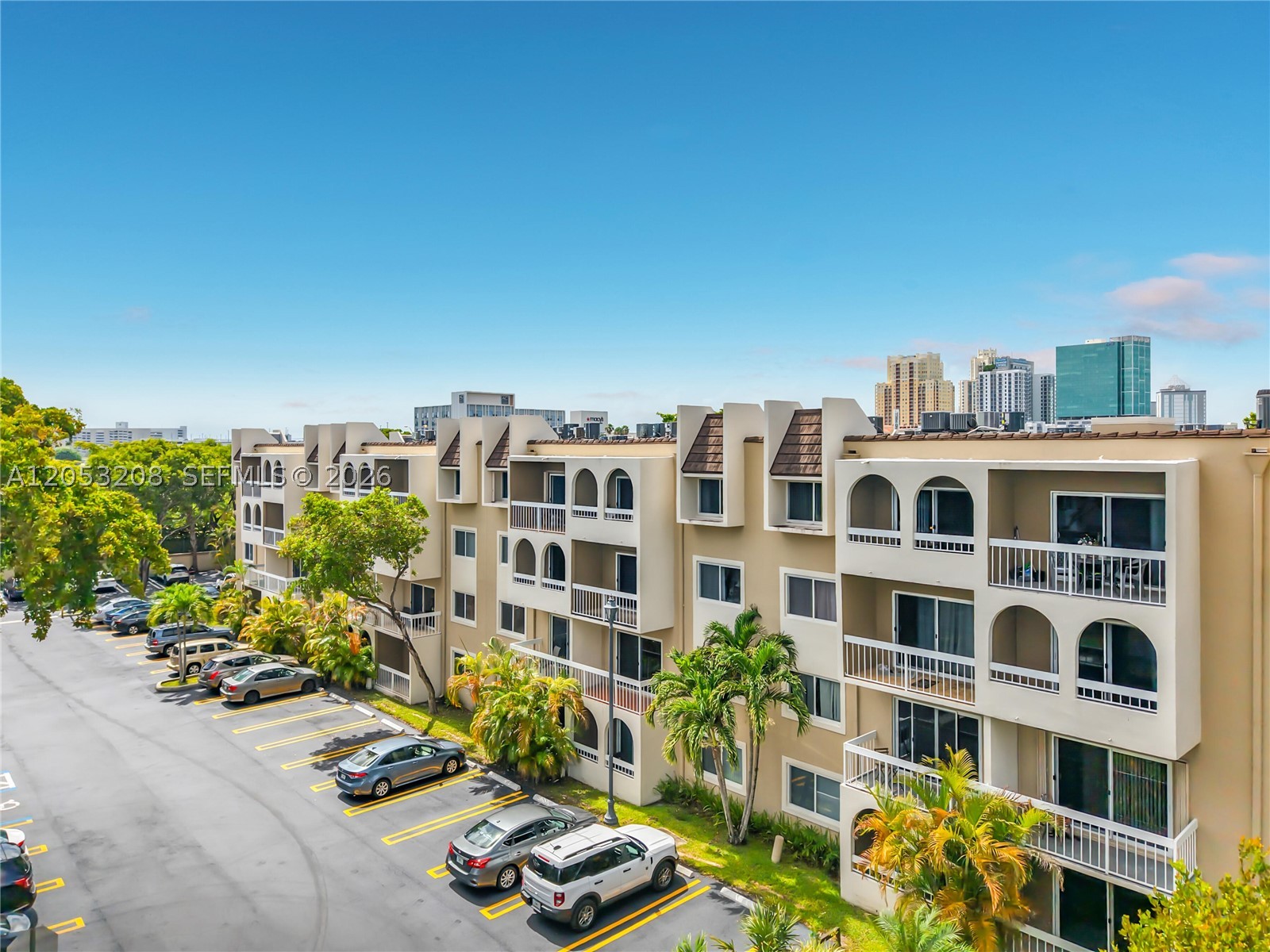 VILLAGE OF KINGS CREEK CON - Residential