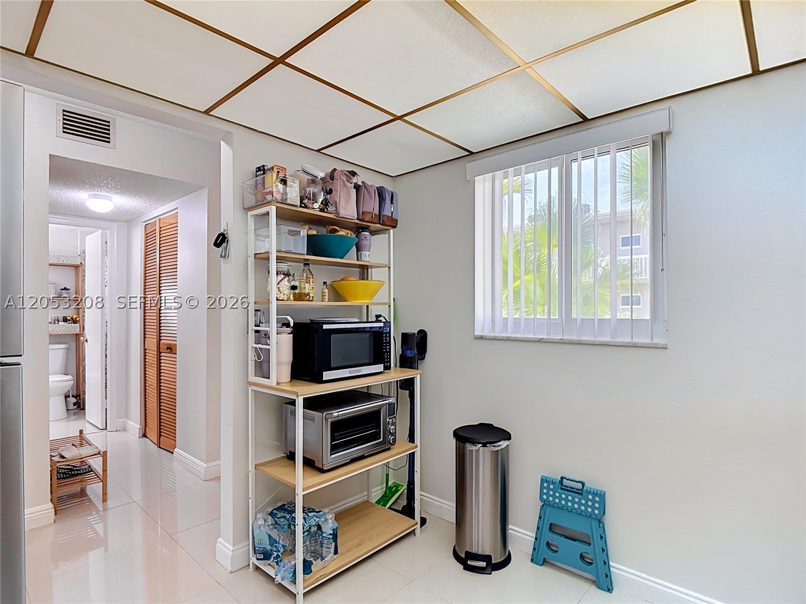 VILLAGE OF KINGS CREEK CON - Residential