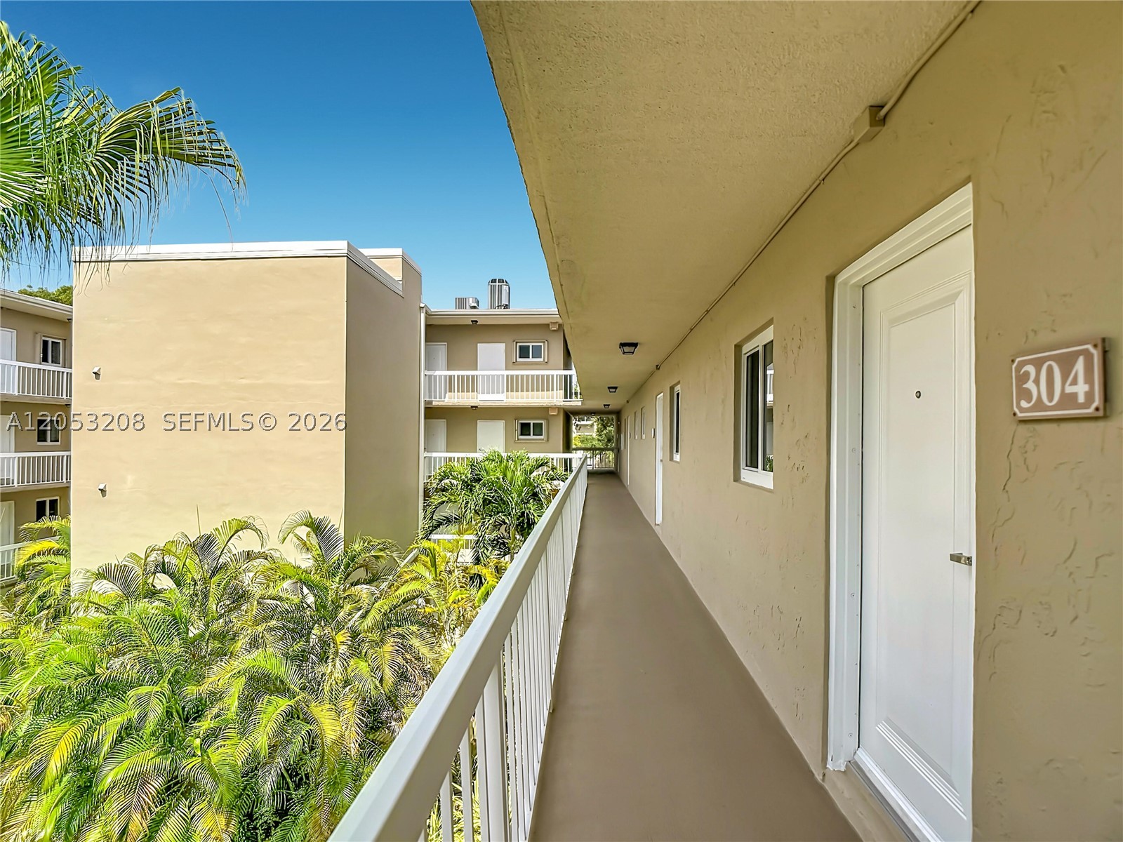 VILLAGE OF KINGS CREEK CON - Residential