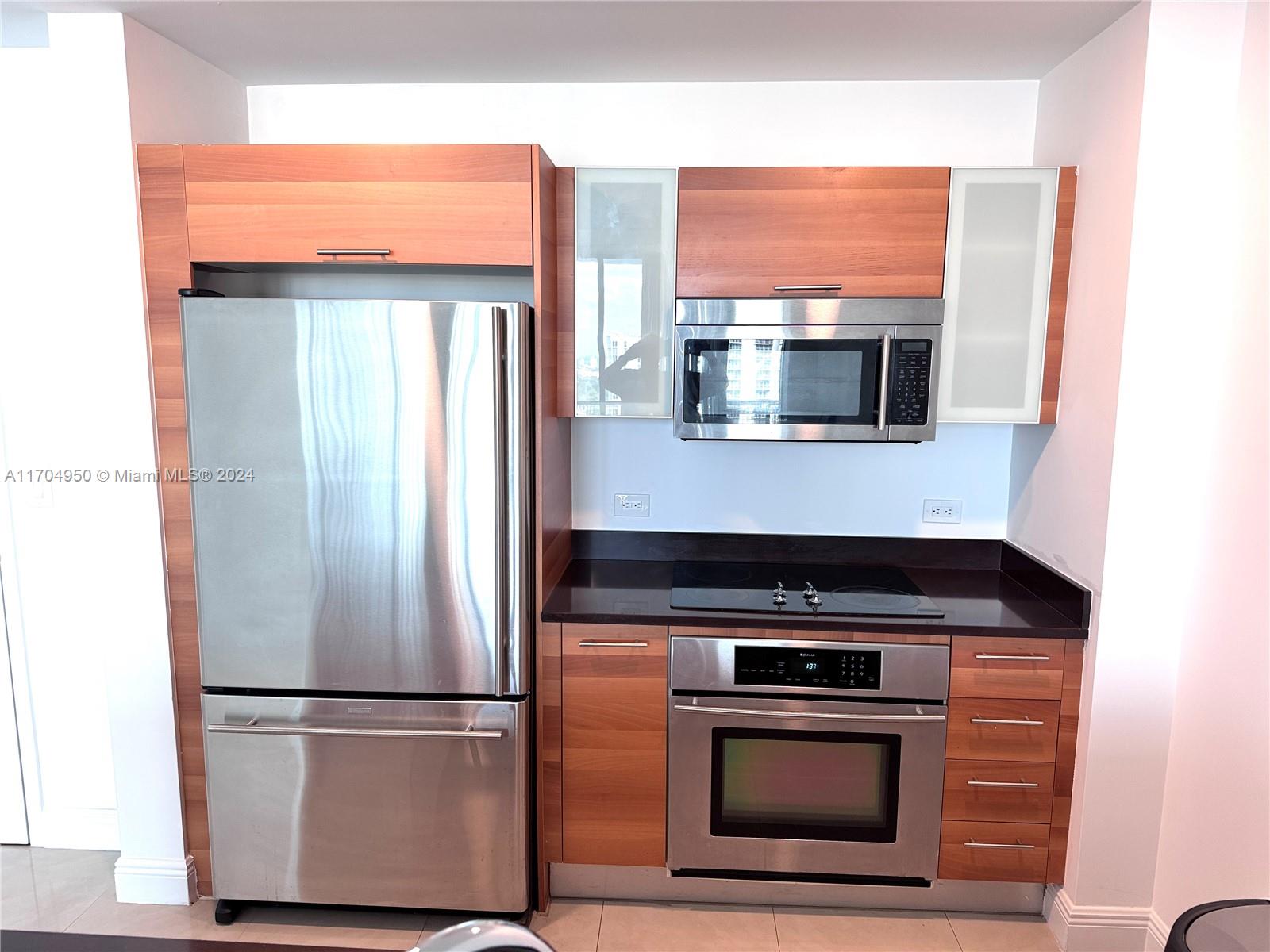 FOUR MIDTOWN MIAMI CONDO - Residential Lease