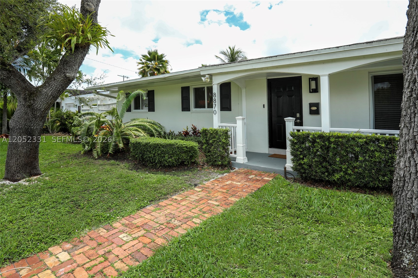 SNAPPER CREEK PARK UNIT N - Residential Lease