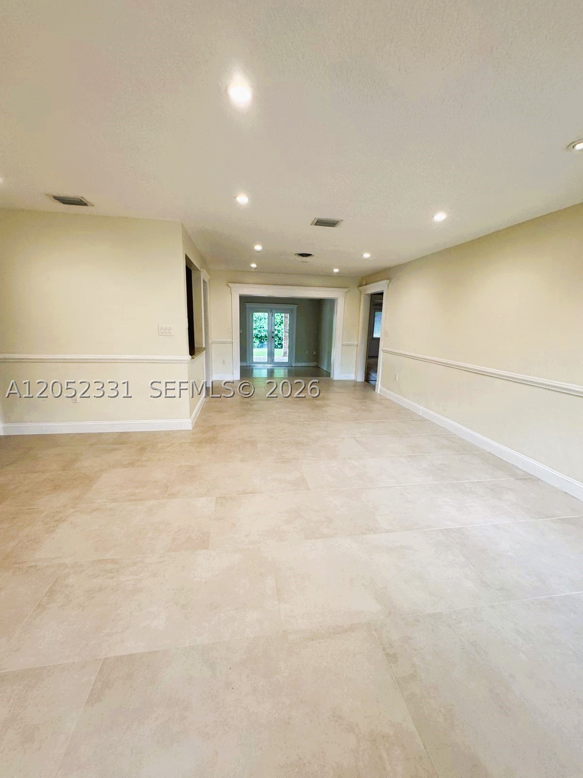 SNAPPER CREEK PARK UNIT N - Residential Lease